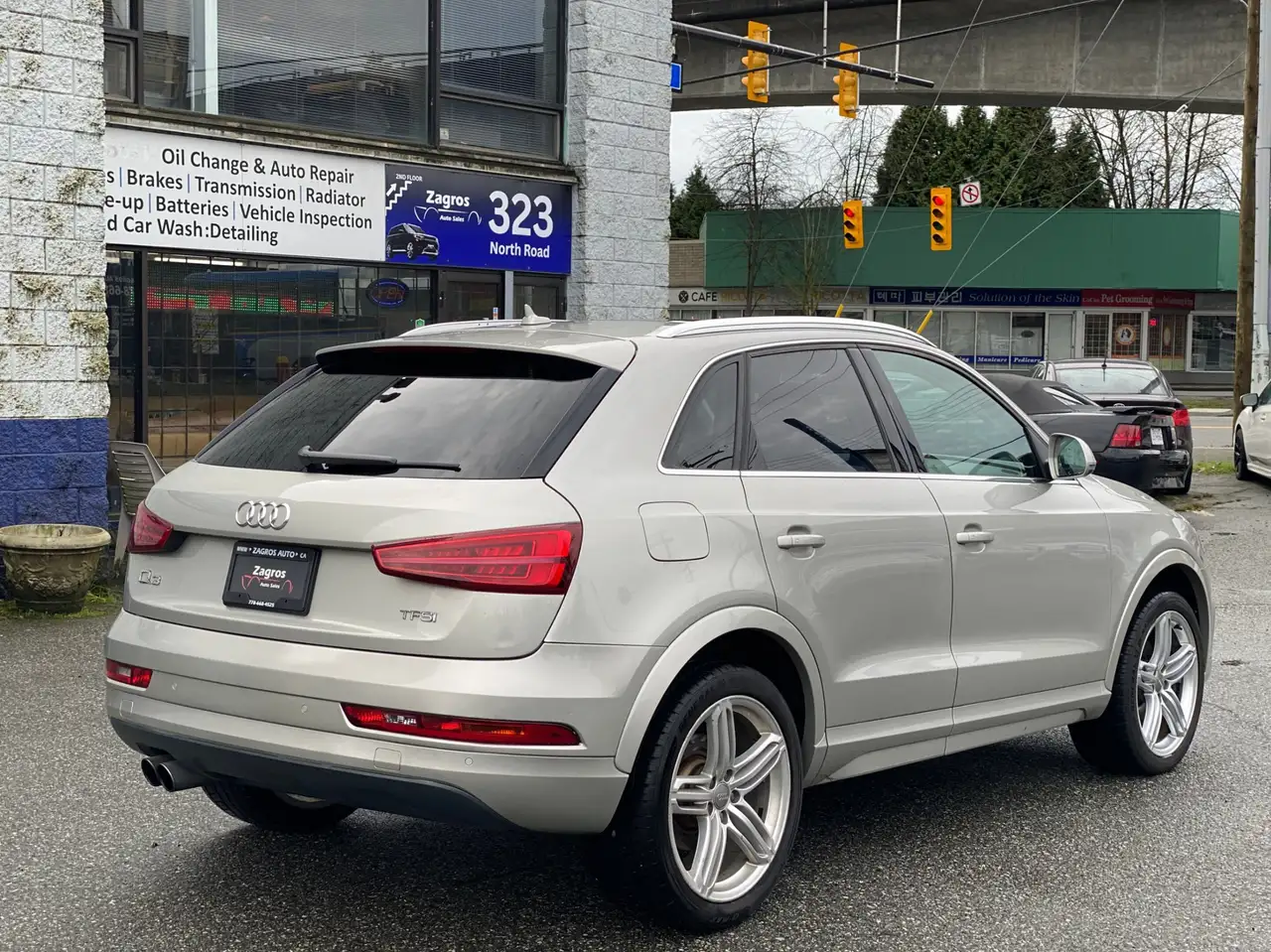 Audi Q3 снимка Audi Q3