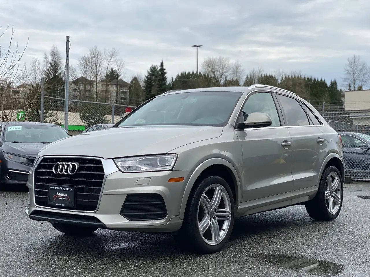 Audi Q3 снимка Audi Q3