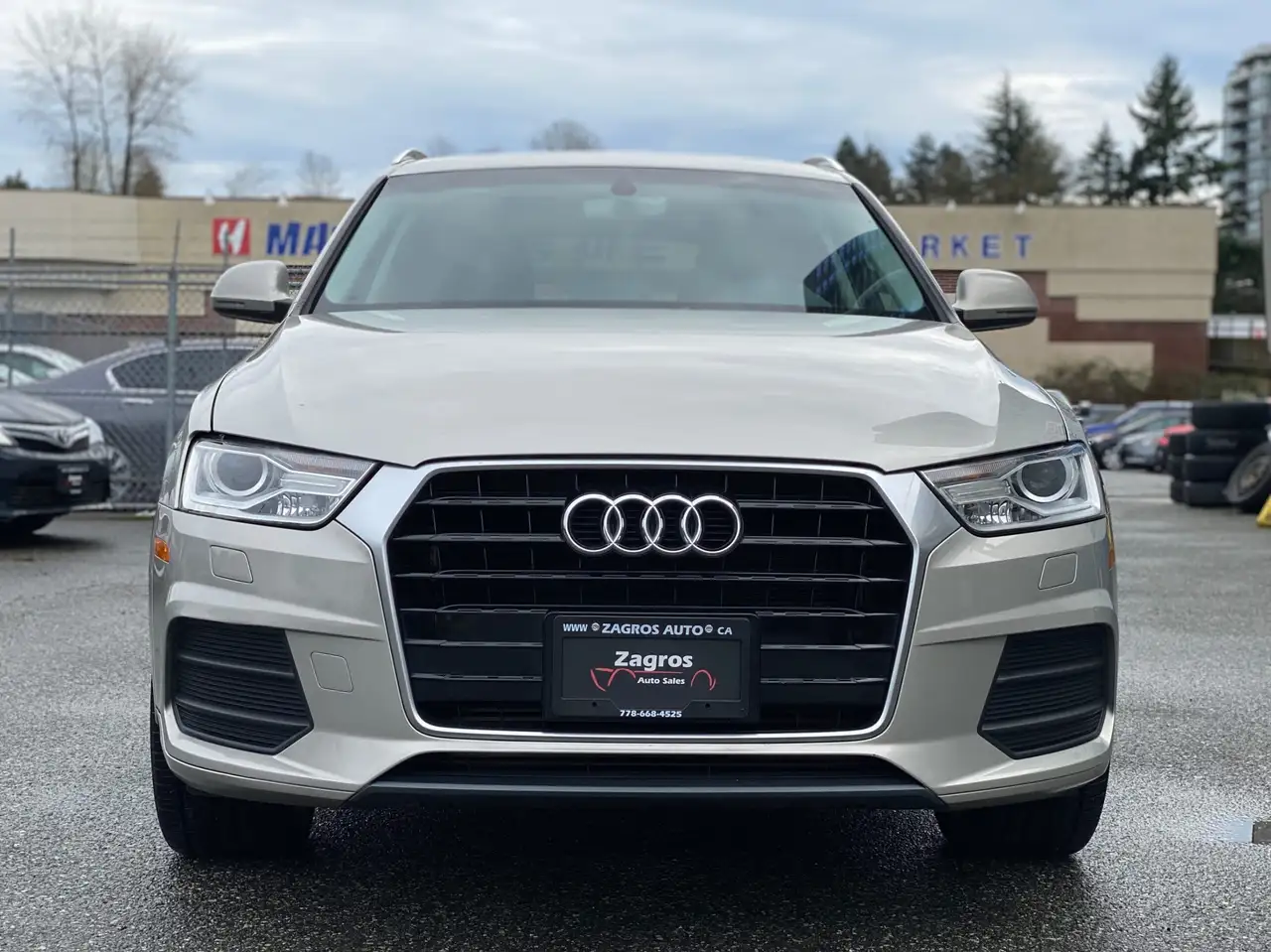 Audi Q3 снимка Audi Q3