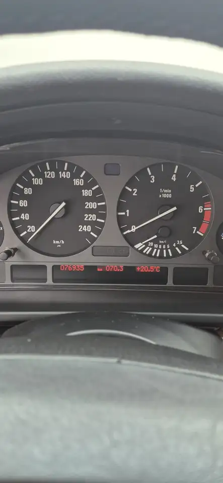 BMW 540i, foto 7