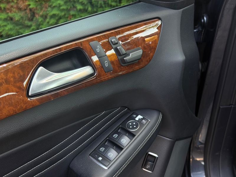 Mercedes-Benz ML 350 |LED|BT Audio| — photo 12