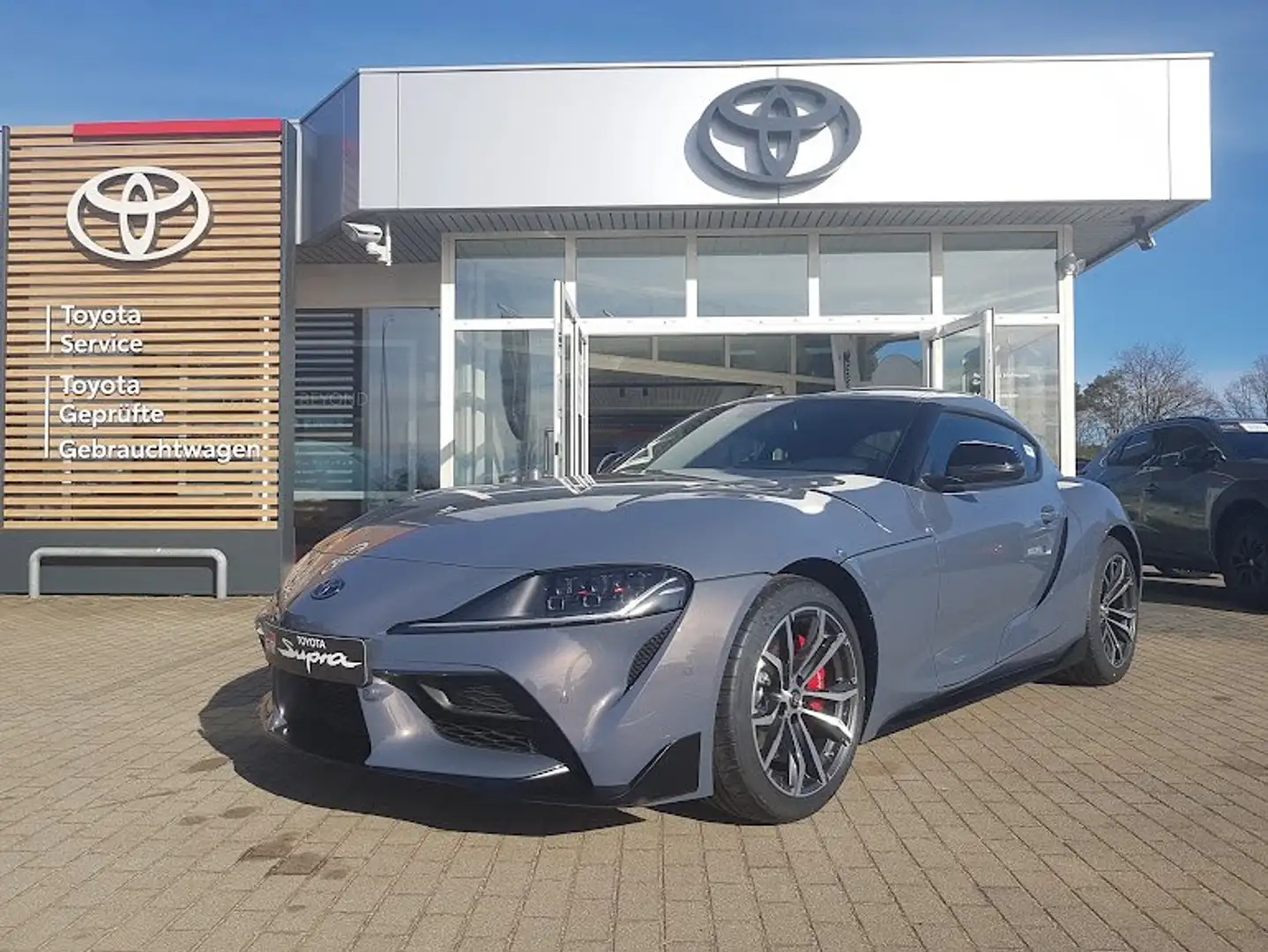 Toyota Supra GR 2.0 - Dynamic - Szürke - 1