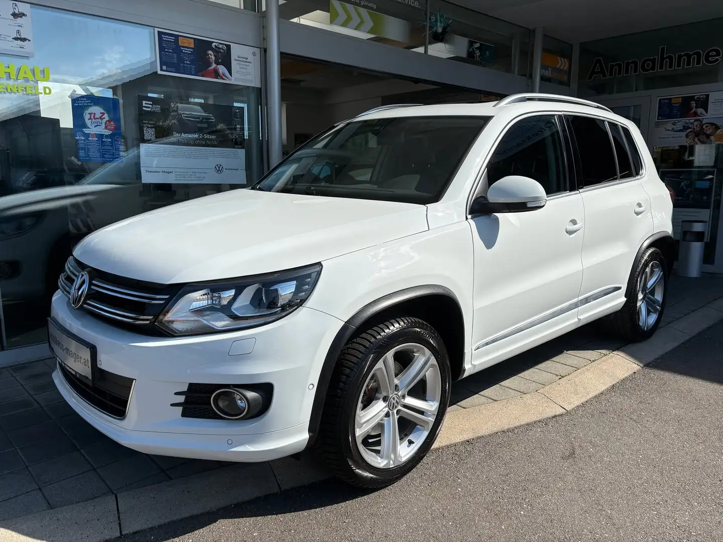 Volkswagen Tiguan Sky TSI BMT Weiß - 1