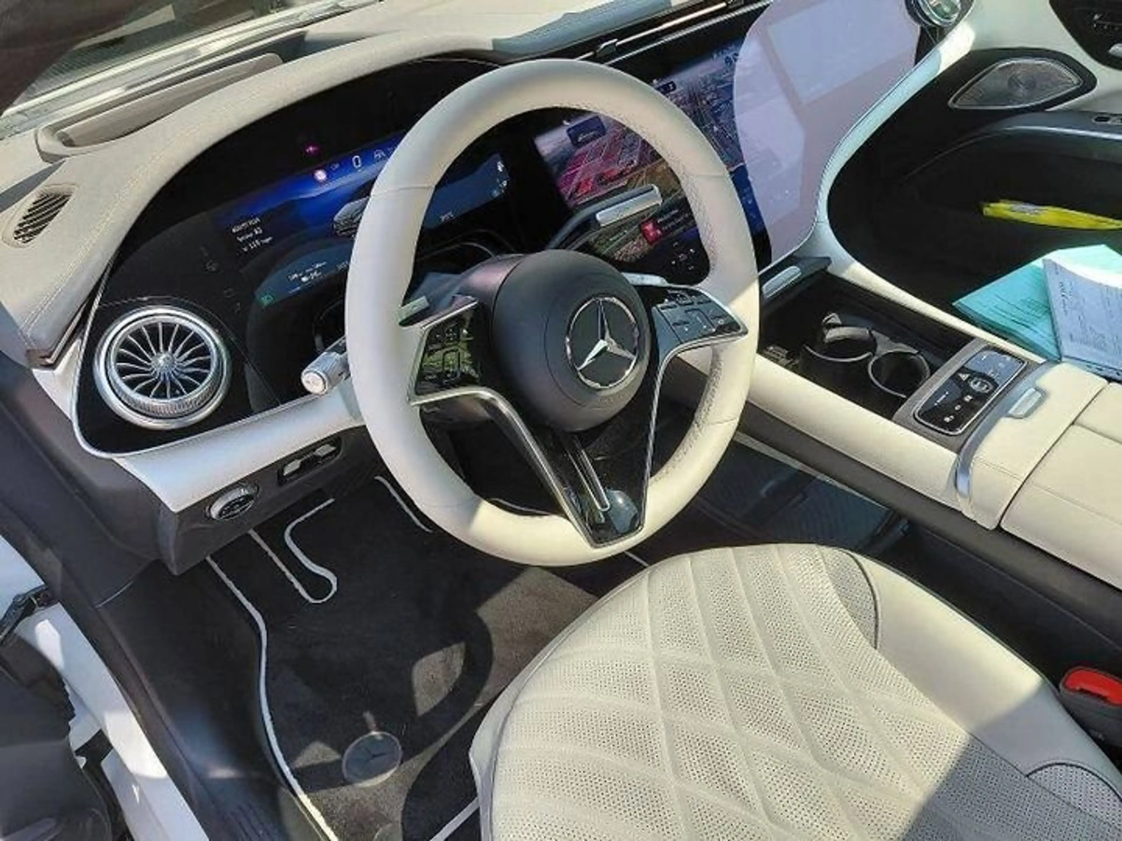 Mercedes-Benz EQS 580 AMG ManufakturInterieur TV Masage AR-HUD — photo 7