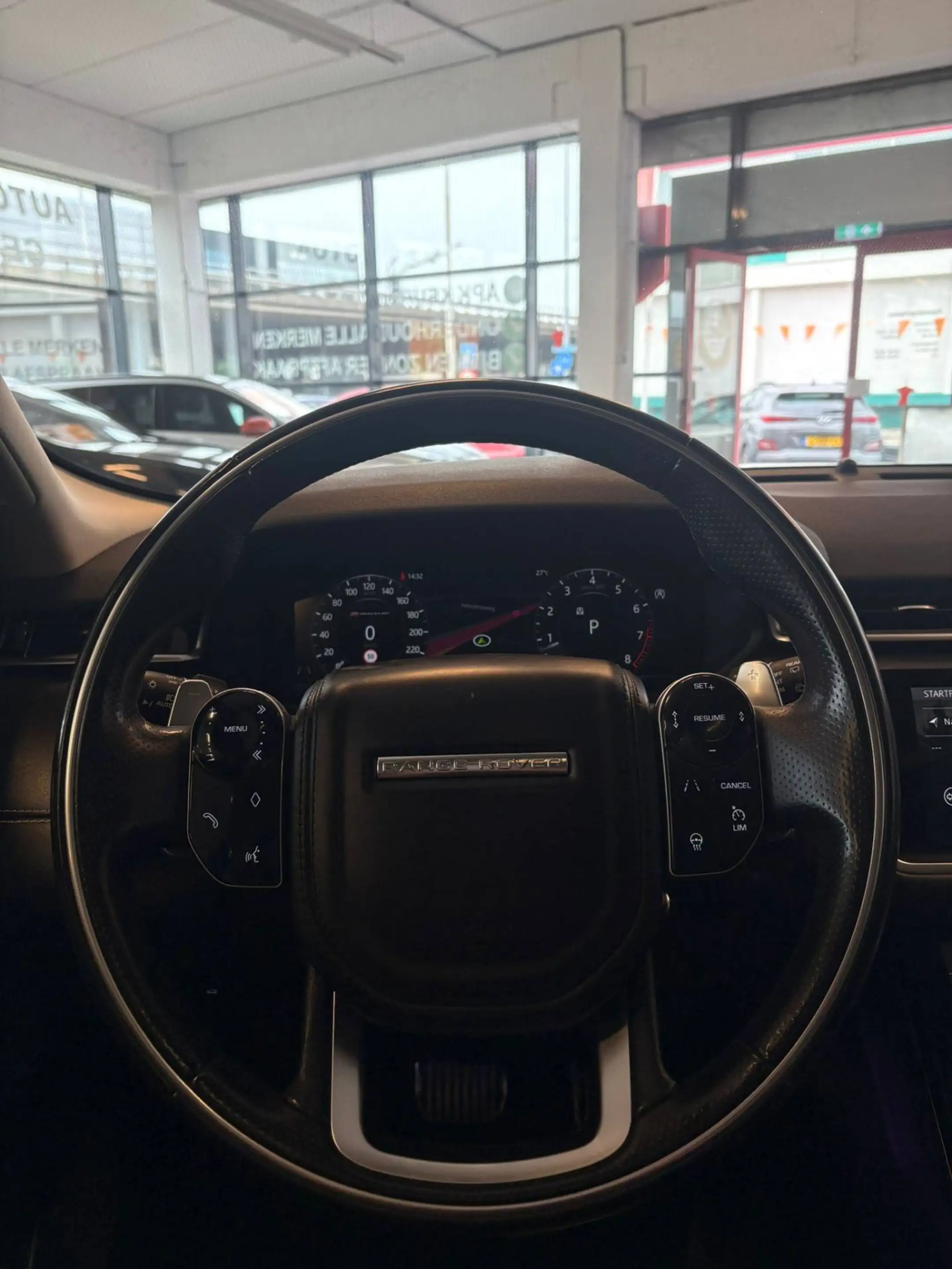Land Rover Range Rover Velar 2.0 P300 Turbo AWD R-Dynamic HSE | Panoramadak | L — photo 9