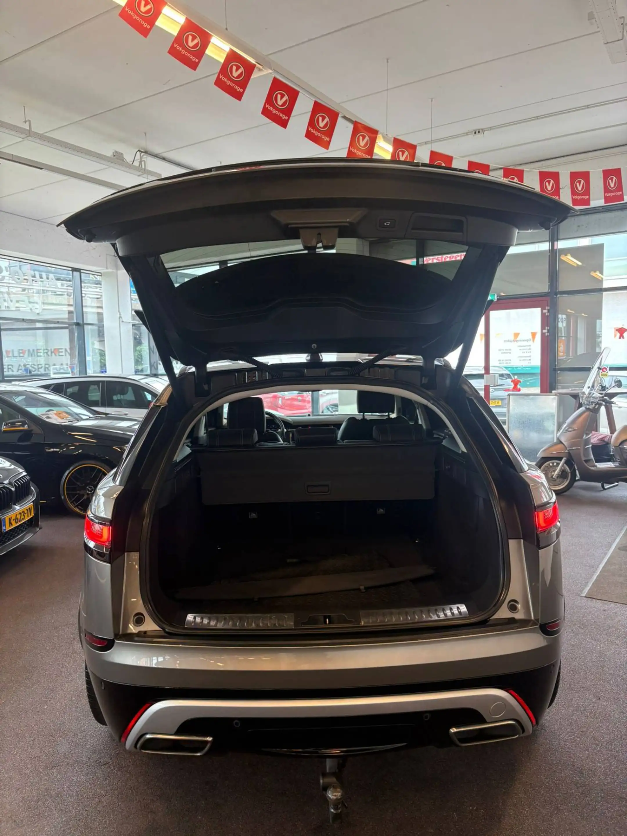 Land Rover Range Rover Velar 2.0 P300 Turbo AWD R-Dynamic HSE | Panoramadak | L — photo 27