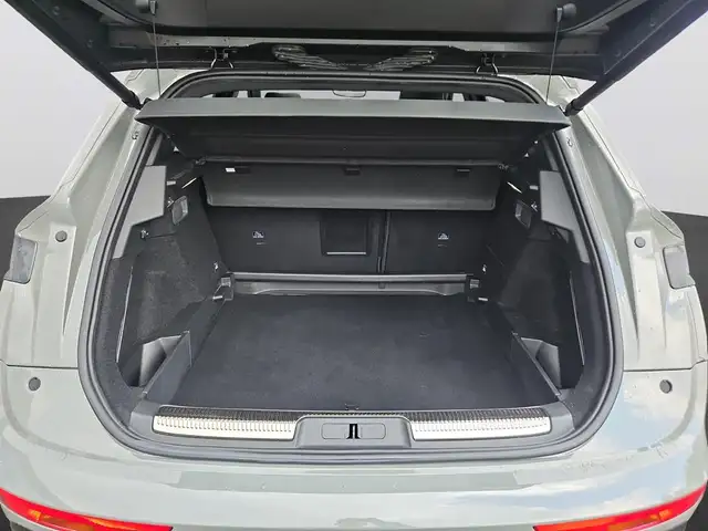DS Automobiles DS 7 view 7