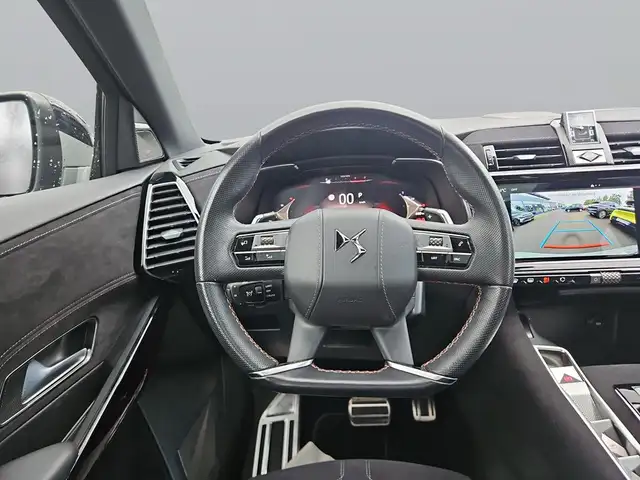 DS Automobiles DS 7 view 13