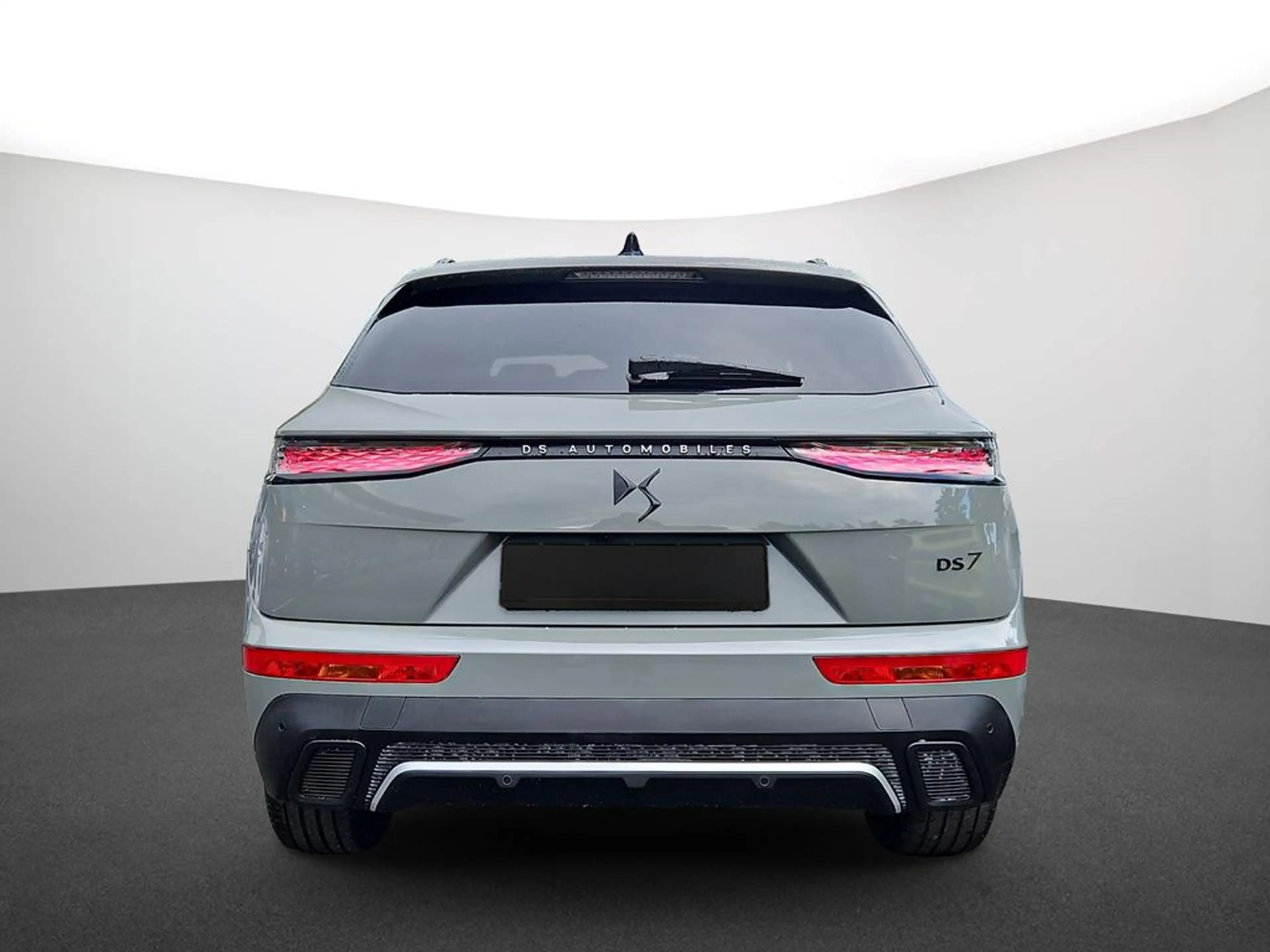 DS Automobiles DS 7 Performance Line+ Blue HDI 130 — photo 4