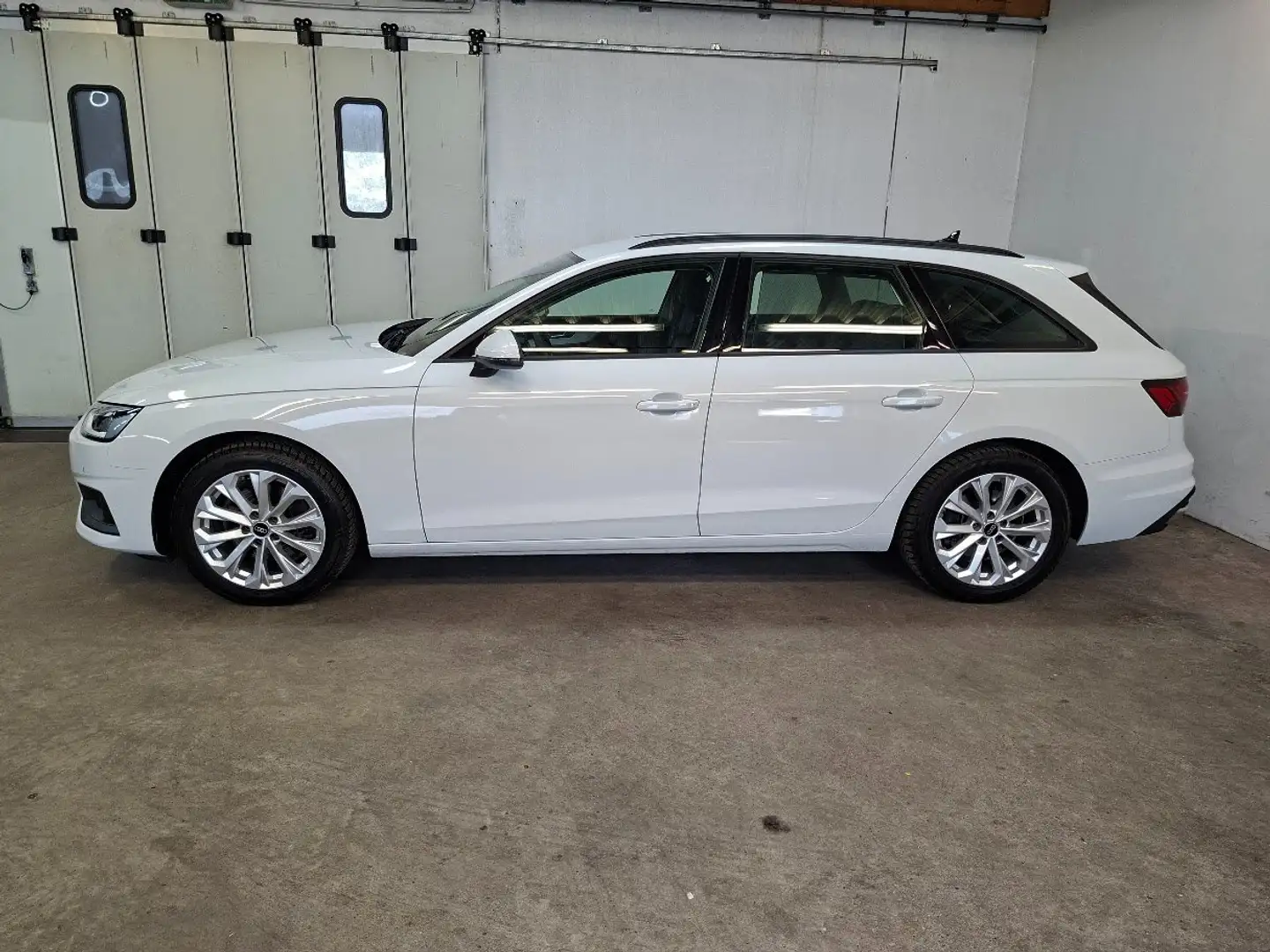 Audi A4 35 TDI Avant, AHK, LED, Sportsitze Weiß - 2