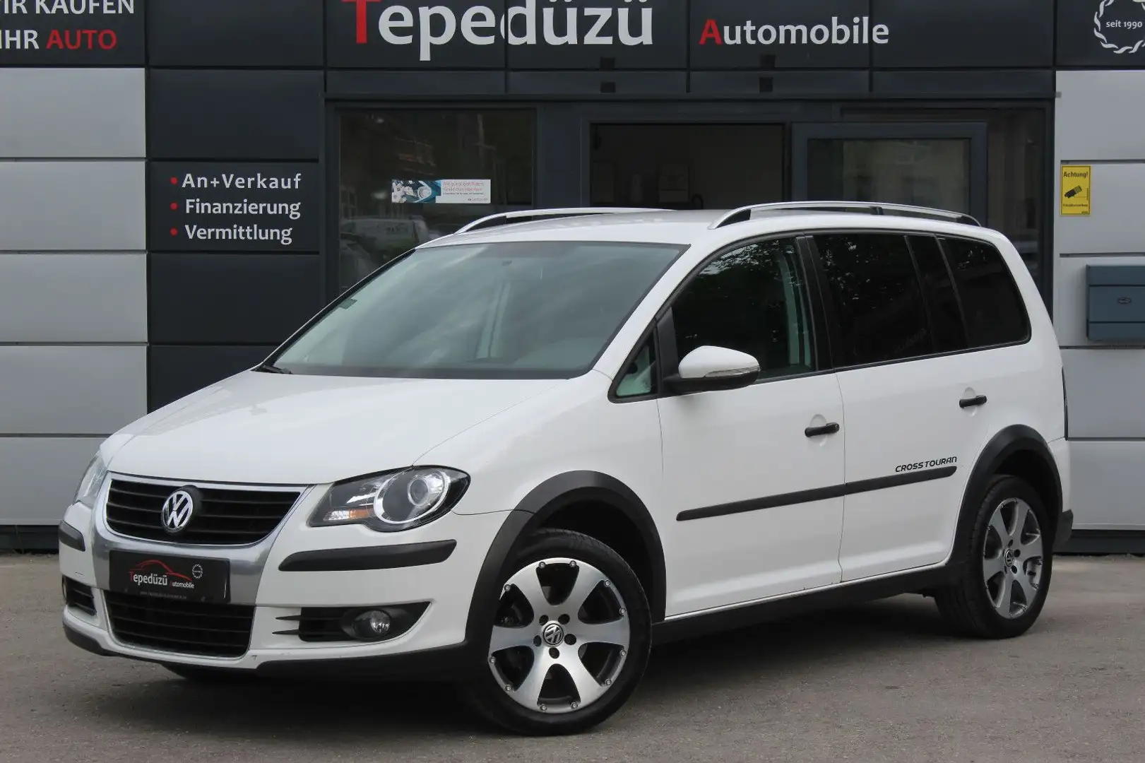 Volkswagen Touran Cross Touran*7-SITZER*AHK*KLIMA*TEMPOMAT* Blanc - 1