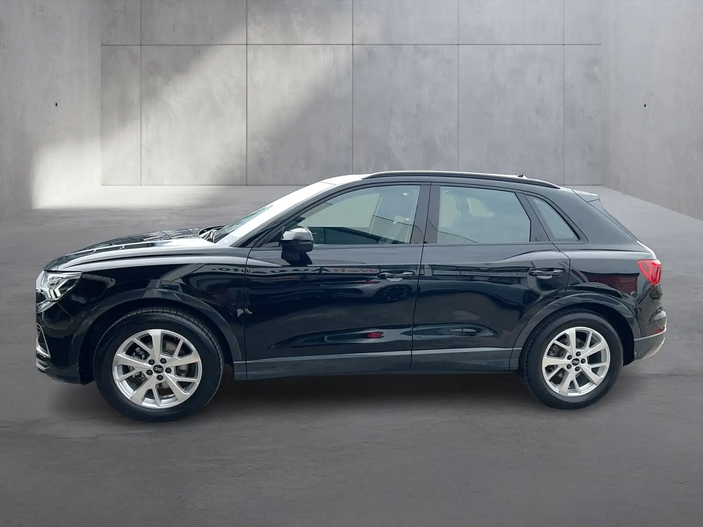 Audi Q3 35 TFSI S-tronic advanced Schwarz - 2