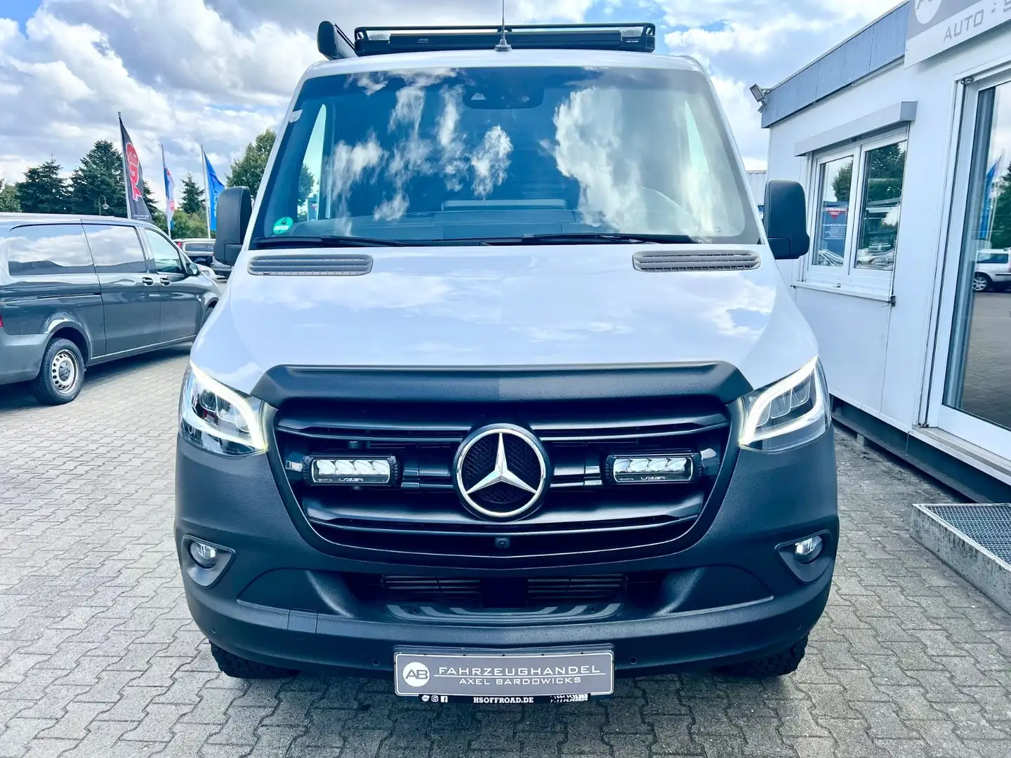 Mercedes-Benz Sprinter 319 Aut. V6 CDI 4x4 Blanc - 2