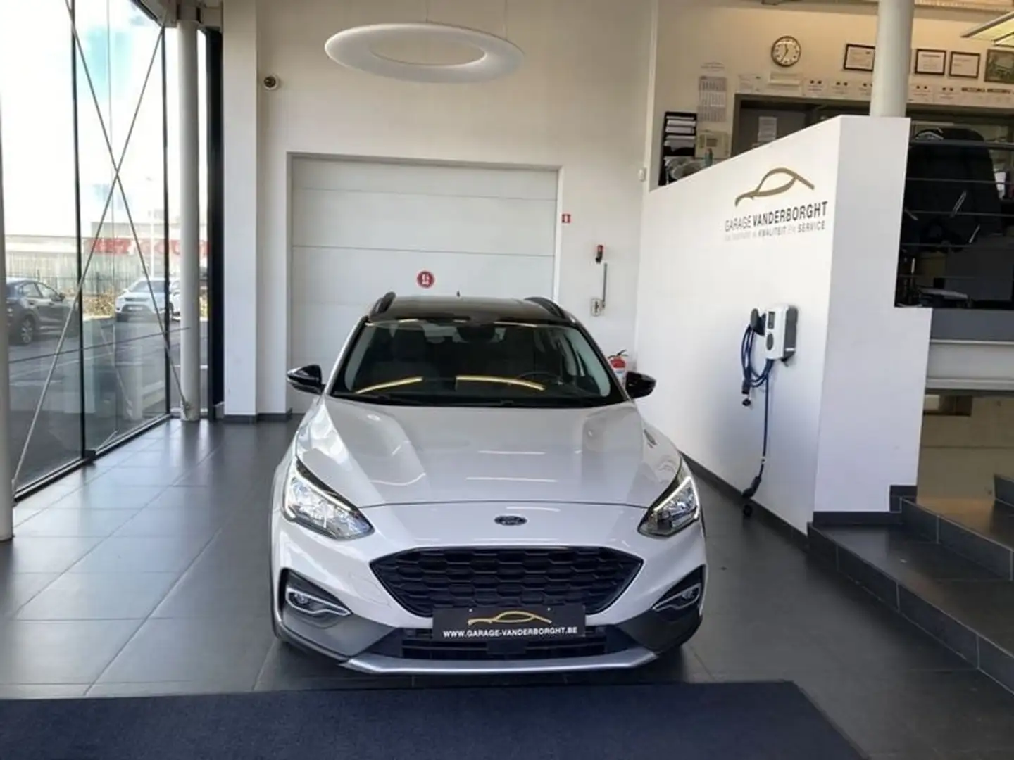 Ford Focus ACTIVE HYBRID BENZINE 125PK FULL OPTION Wit - 2