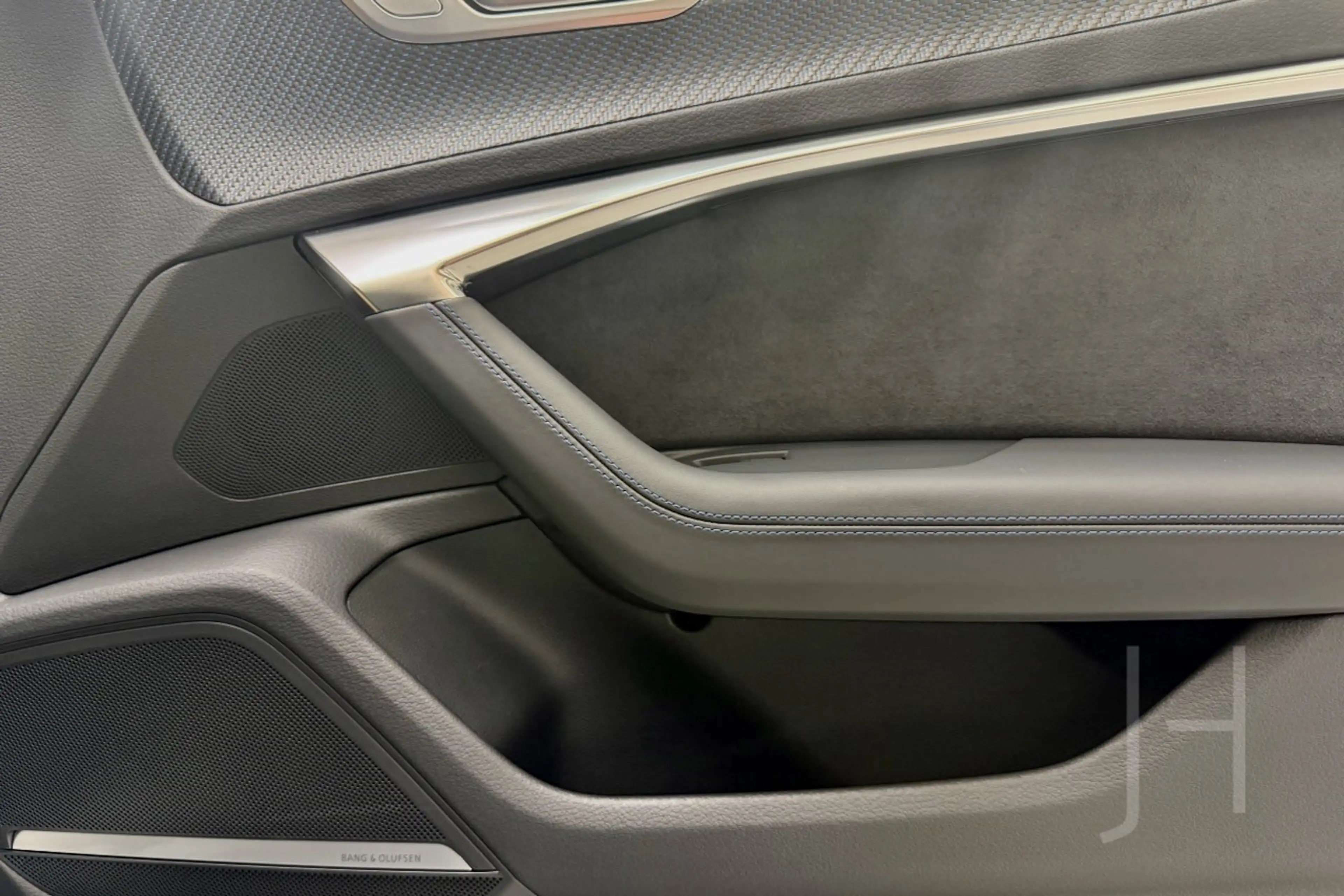 Audi RS6 Avant Performance — photo 9