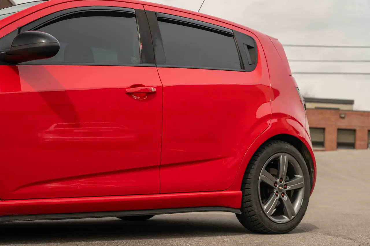 Chevrolet Sonic снимка Chevrolet Sonic