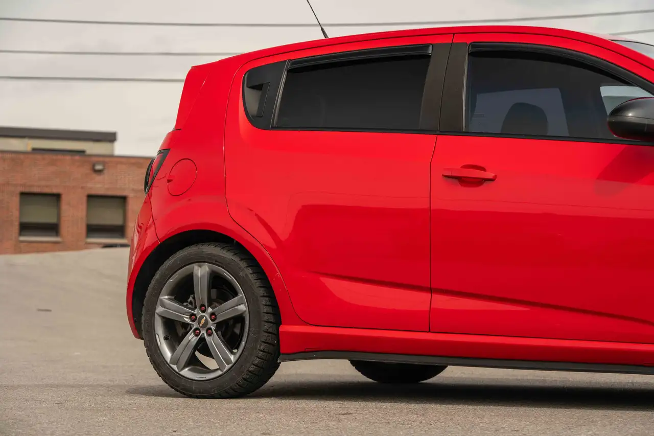 Chevrolet Sonic снимка Chevrolet Sonic