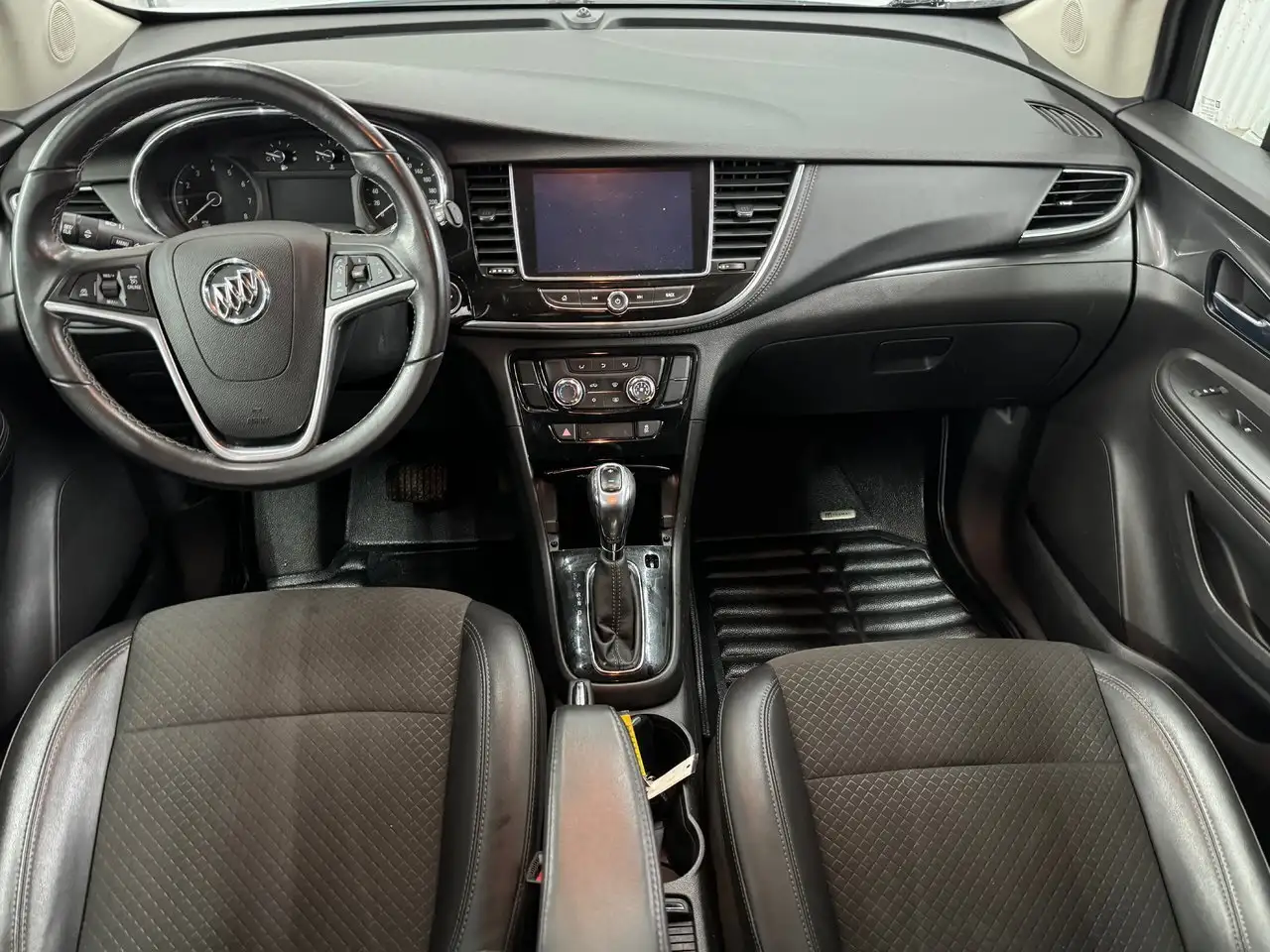 Buick Encore снимка Buick Encore
