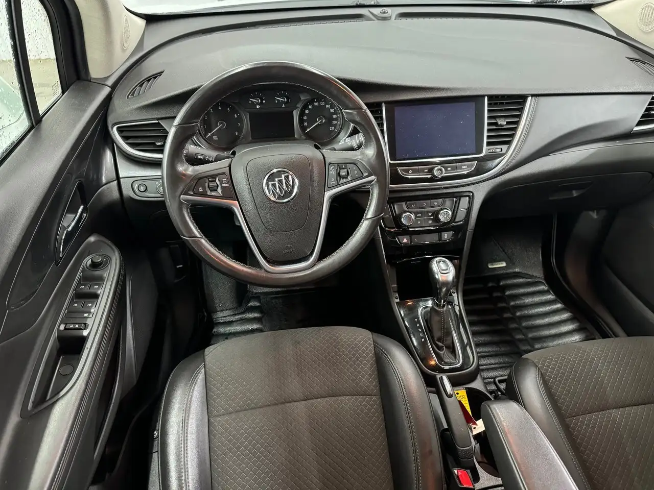 Buick Encore снимка Buick Encore
