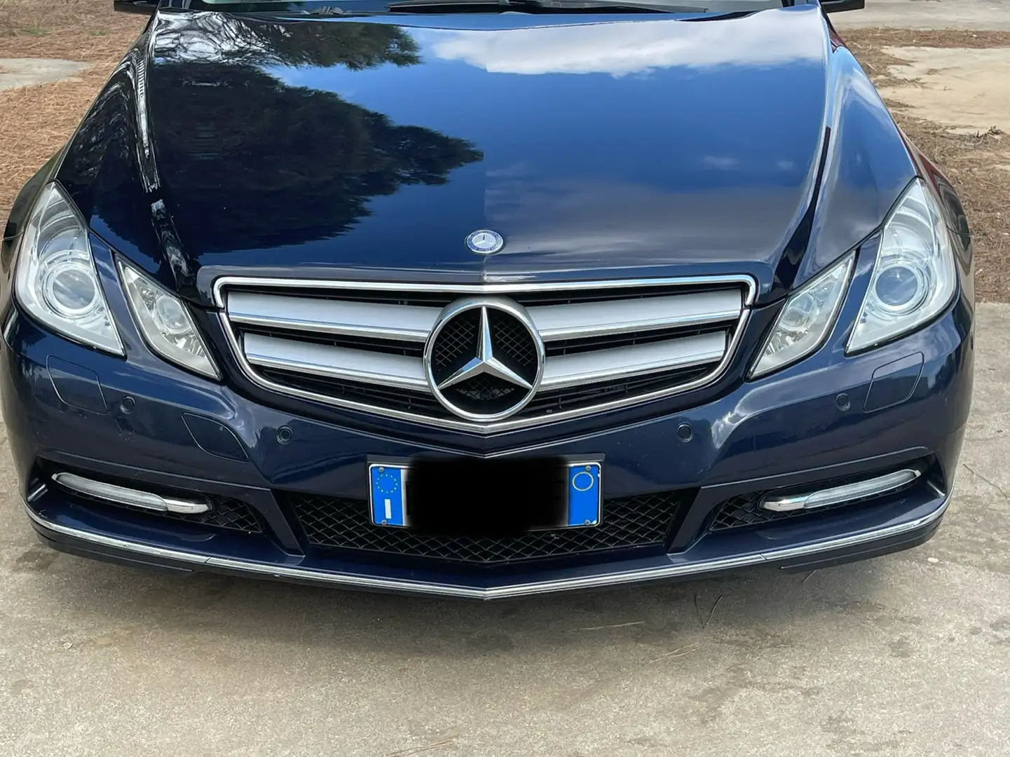 Mercedes-Benz E 220 E 220 CDI BlueEfficiency Avantgarde Bleu - 1