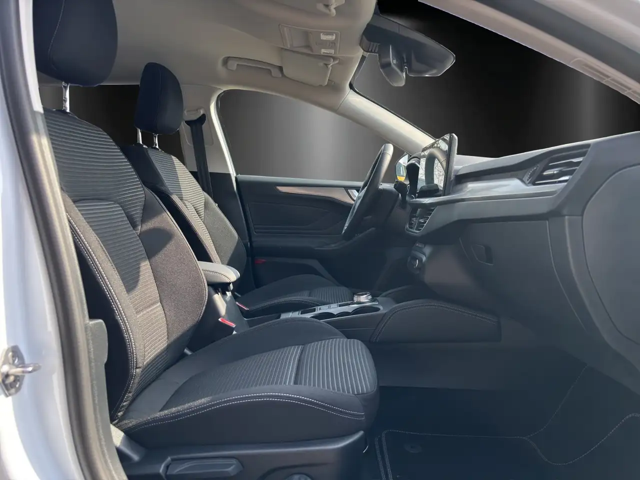 Ford Focus Titanium x Winter Pak. Fahrer. Pak. GJR 8