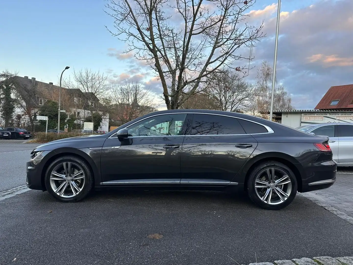 Volkswagen Arteon 2.0TDI R-Line/ACC/Kamera Grau - 2