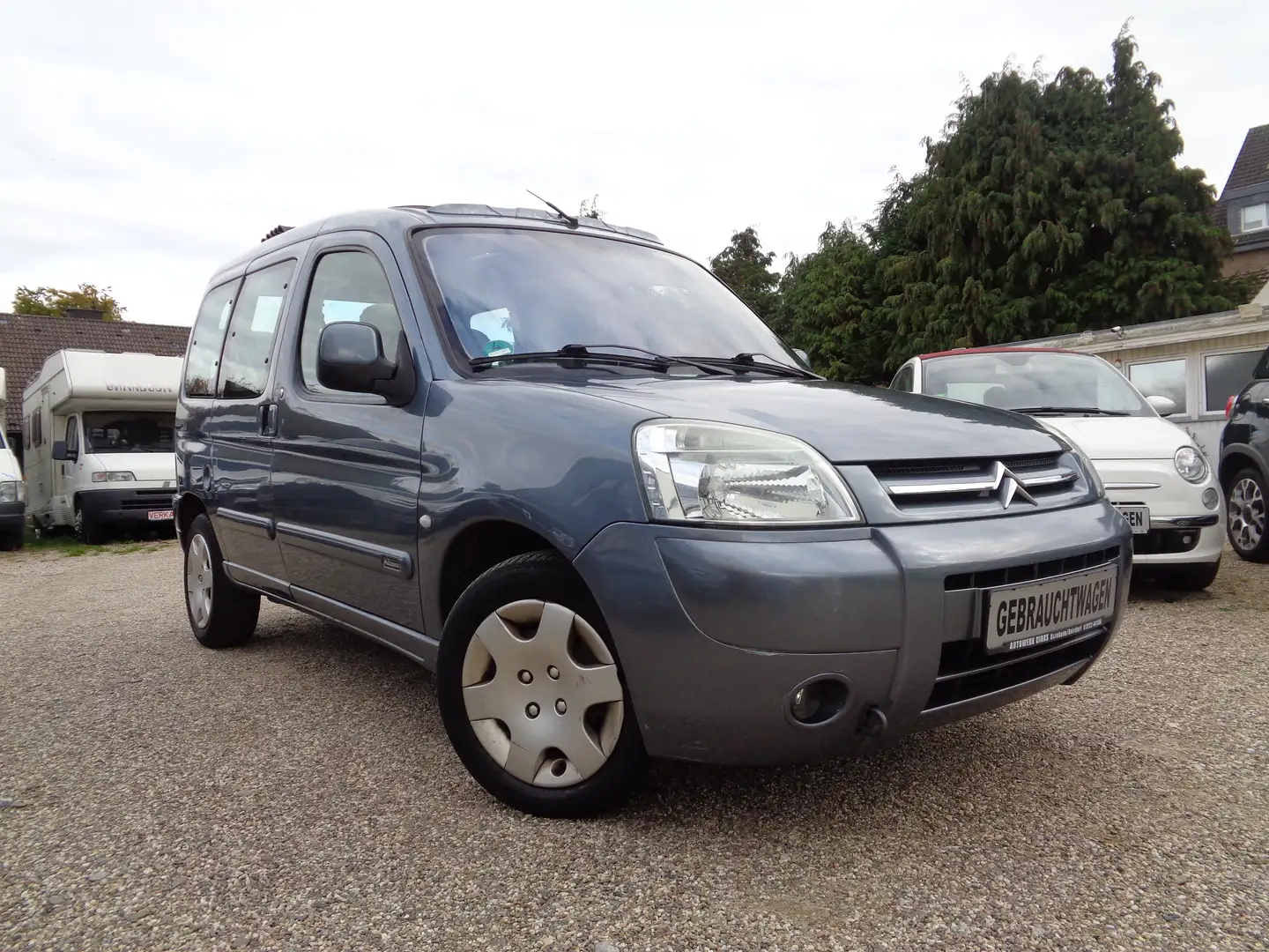 Citroen Berlingo 1.6 16V Multispace Plus- Anhängerkupplung Grau - 1