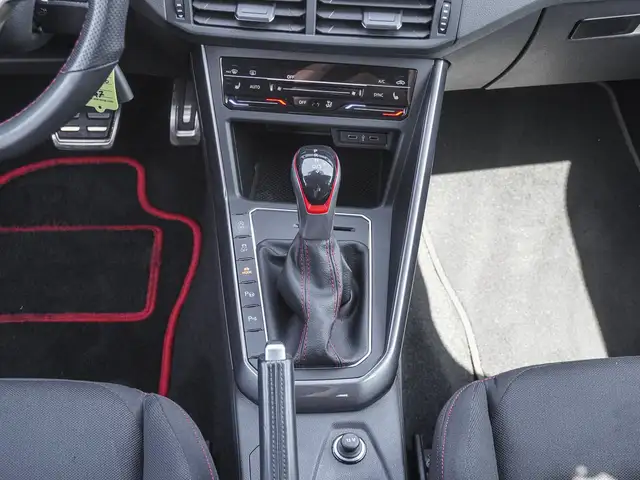 Volkswagen Polo view 13