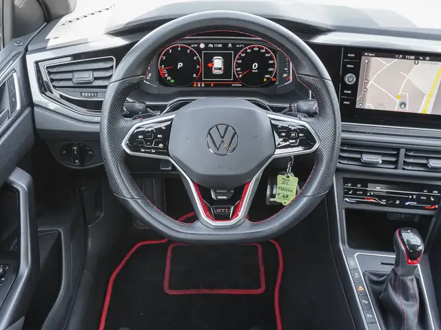 Volkswagen Polo view 11