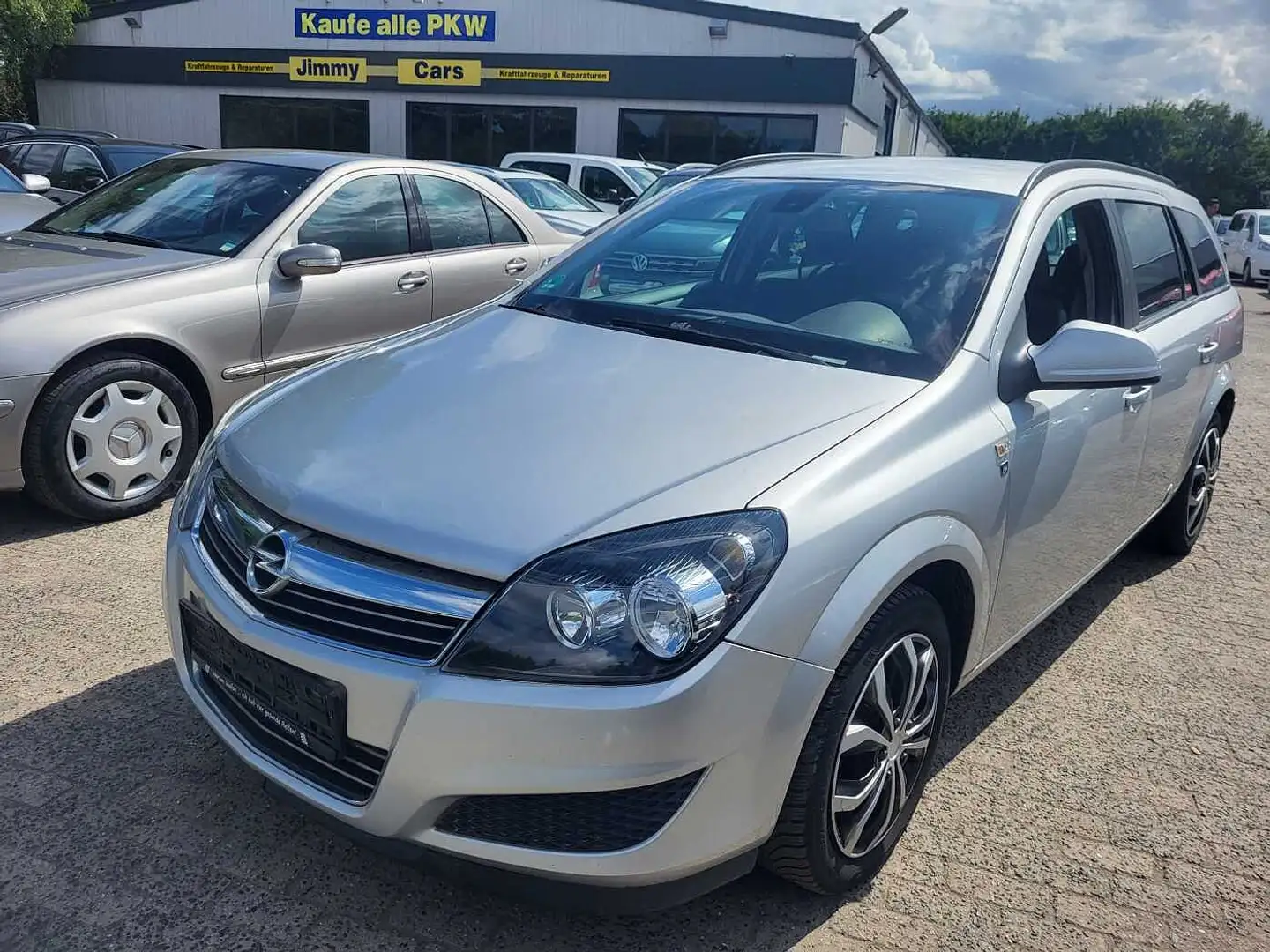 Opel Astra Caravan Diesel 1.7 CDTI DPF Zilver - 1