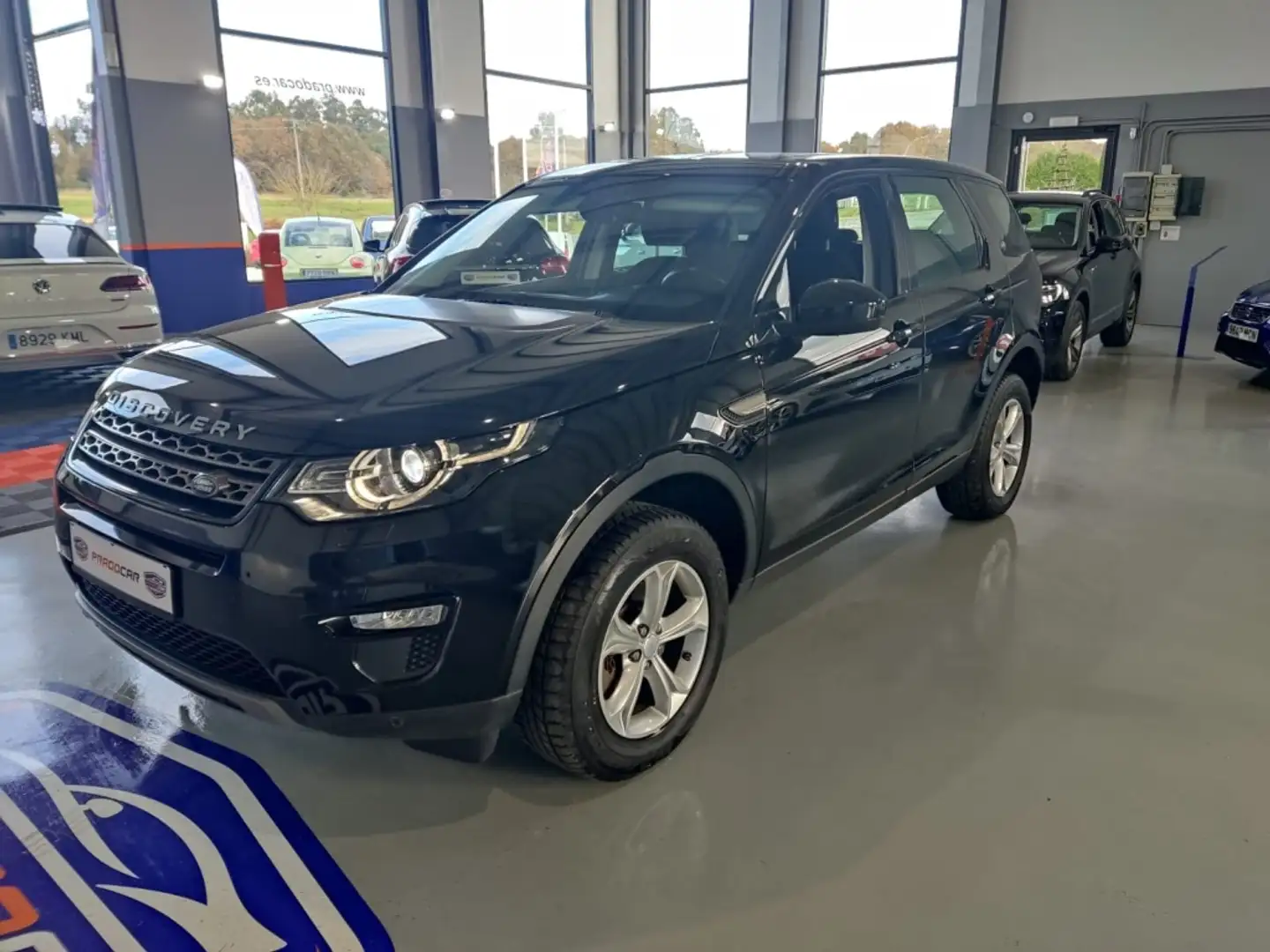 Land Rover Discovery Sport 2.0TD4 HSE 4x4 Aut. 150 Negro - 1