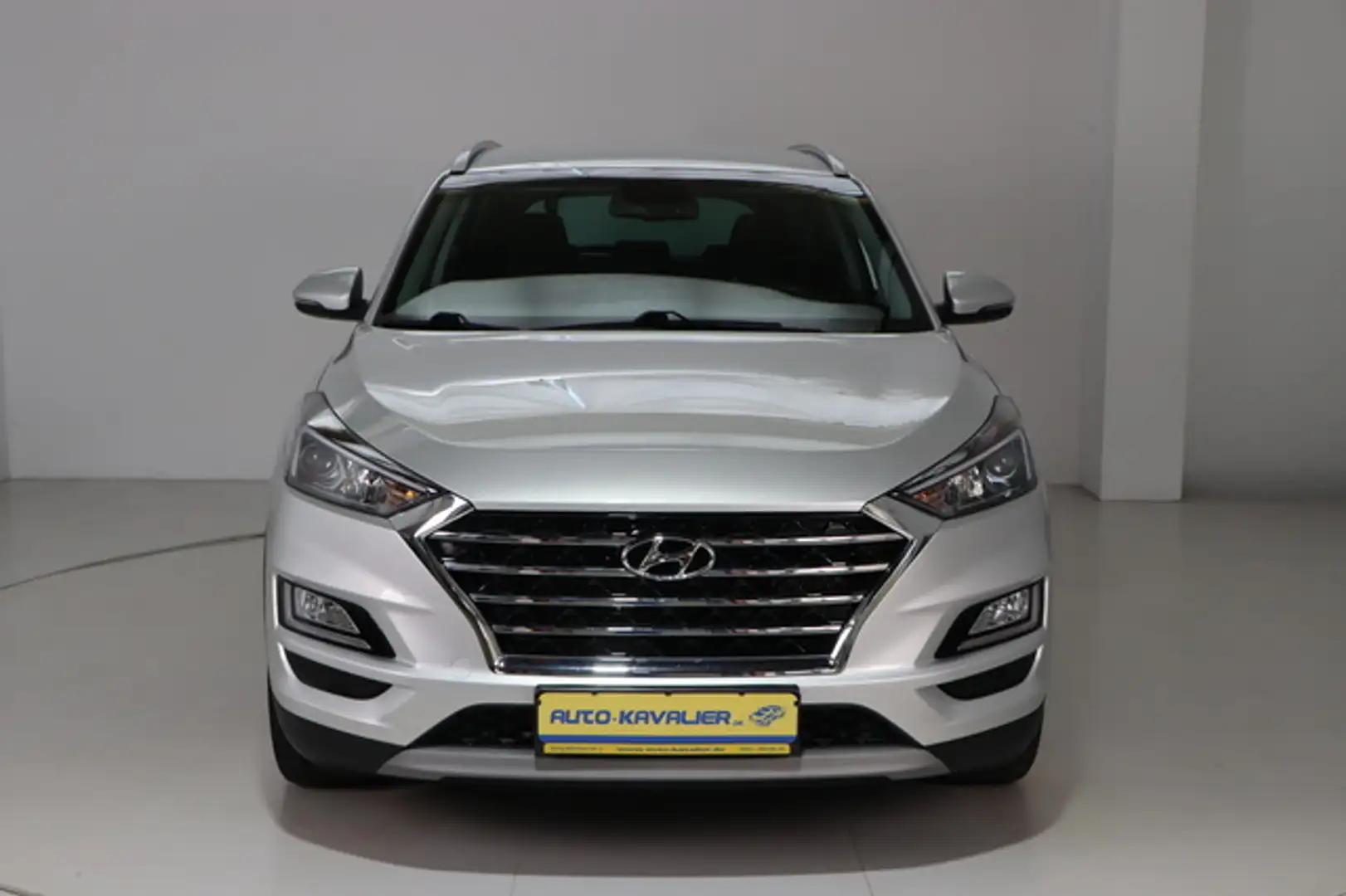 Hyundai TUCSON Tucson FL 1.6 Turbo 7-DCT Trend * wenig KM * Nav Grau - 2