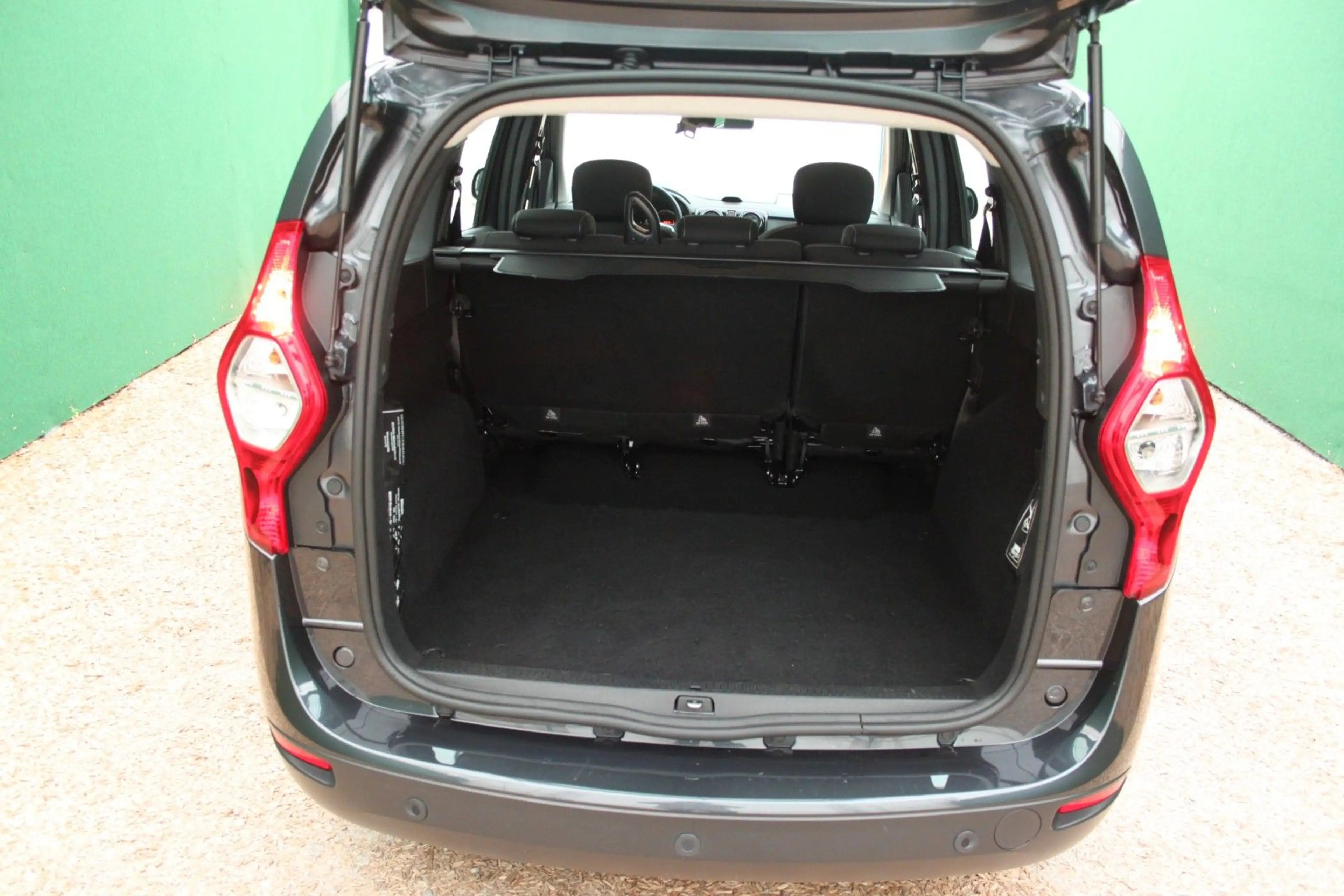 Dacia Lodgy TCe 100/ PDC/ Klima/ SHZ/ Navi/ nur 35 tkm — photo 10