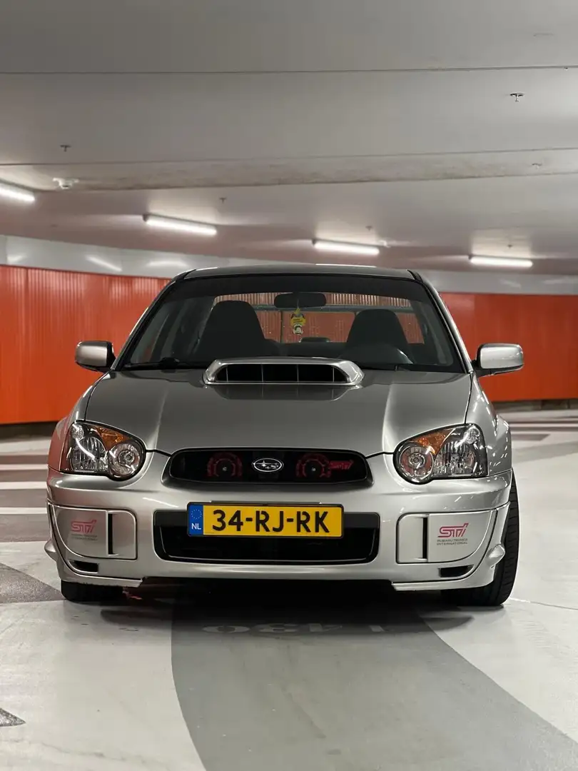Subaru Impreza 2.0 i - 1