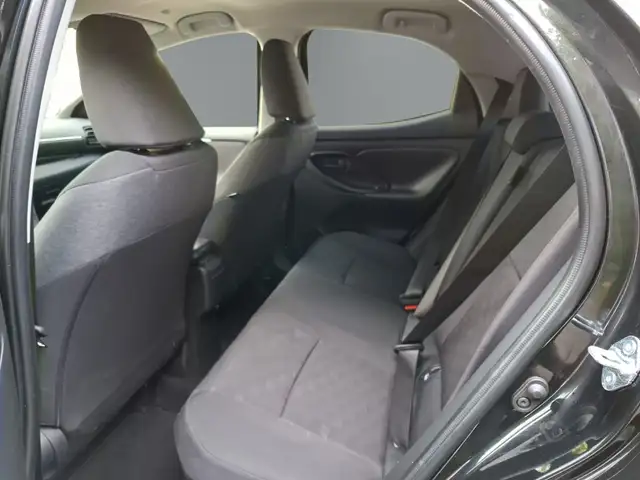 Toyota Yaris view 11