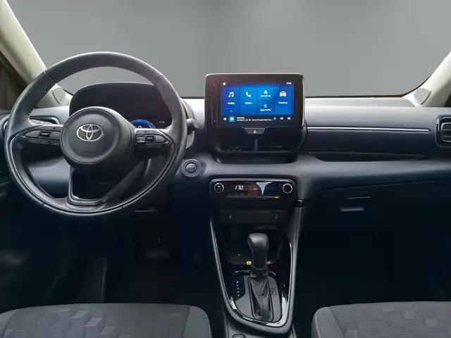 Toyota Yaris view 13
