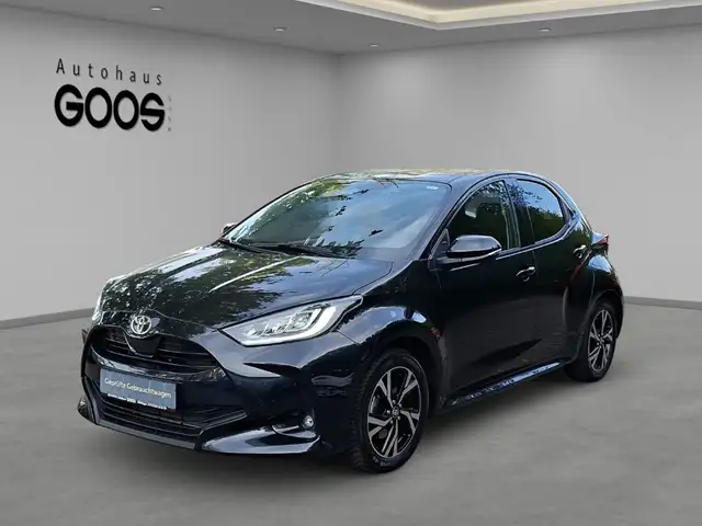 2025 Toyota Yaris in Black for sale