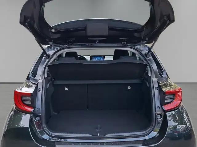 Toyota Yaris view 9