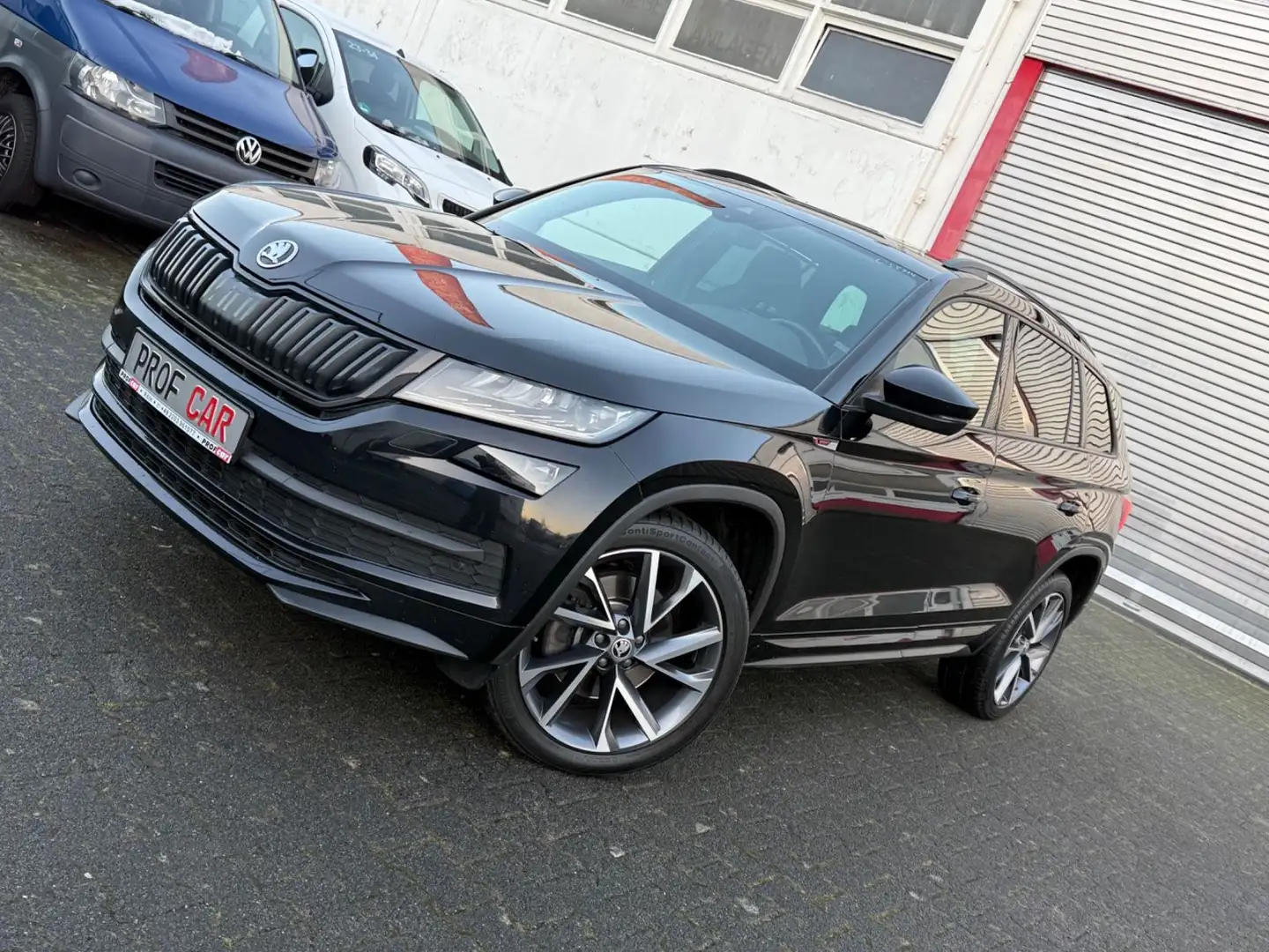 Skoda Kodiaq Sportline 4x4 LEDER-360°-AHK-Standh-PANO Schwarz - 1