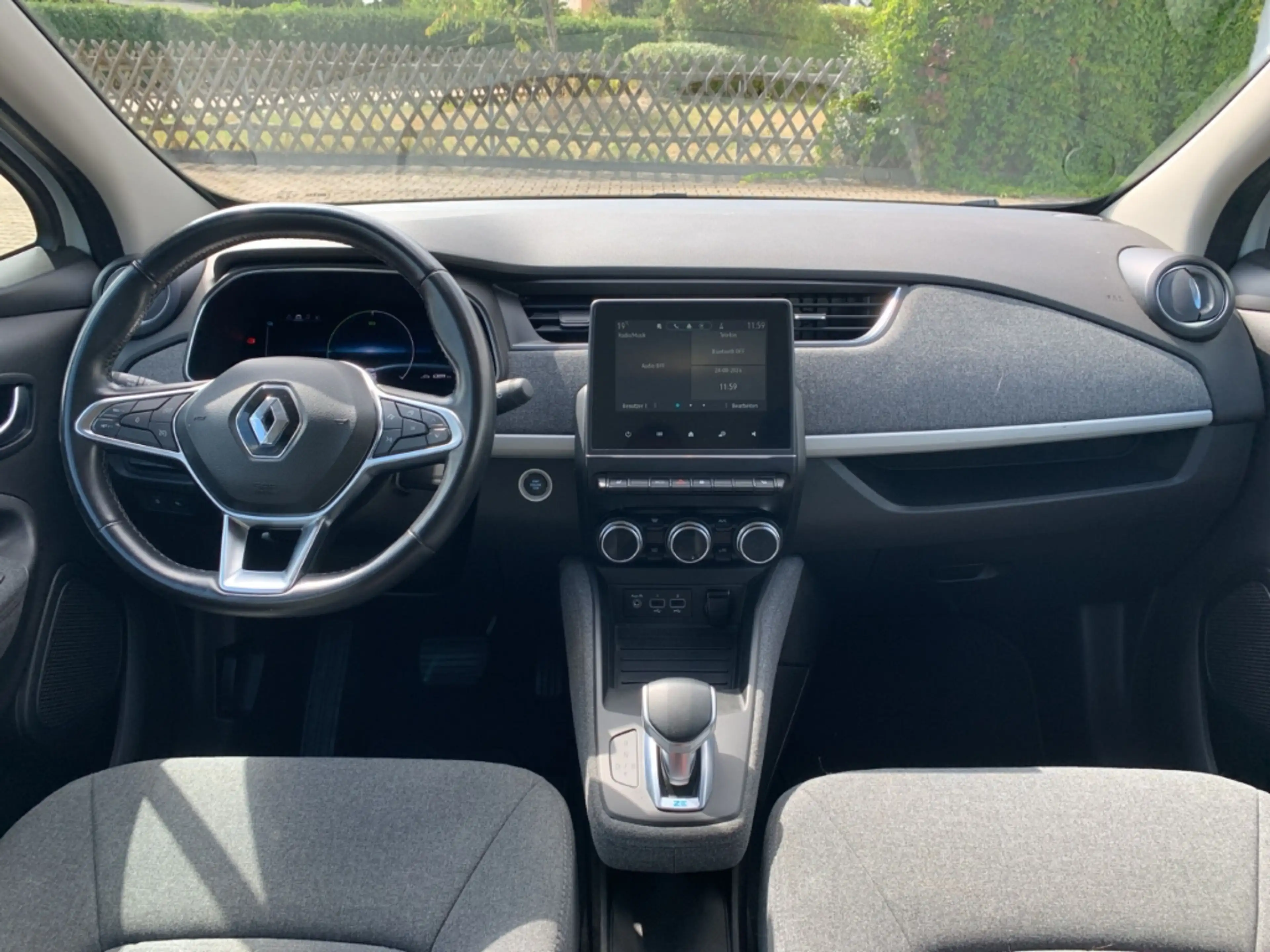 Renault ZOE EXPERIENCE R135 Z.E.50 CCS+WA RMEPUMPE+DAB+ Experi — photo 14
