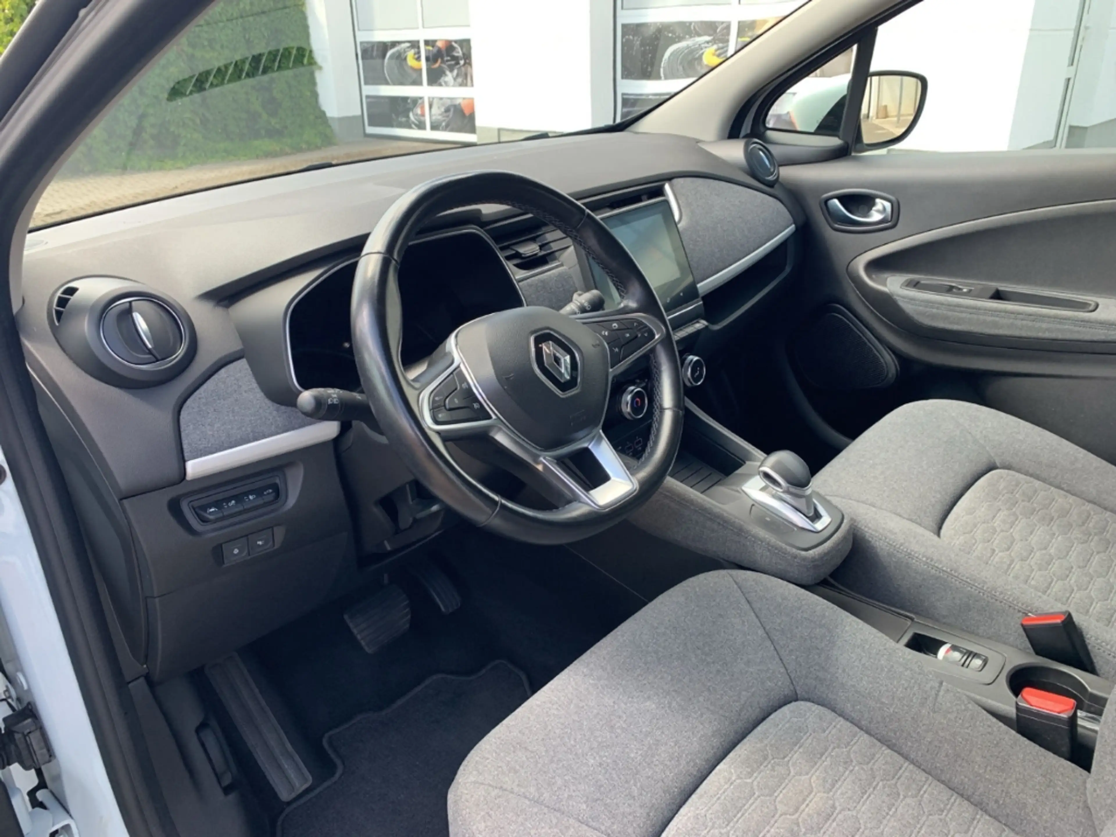 Renault ZOE EXPERIENCE R135 Z.E.50 CCS+WA RMEPUMPE+DAB+ Experi — photo 10