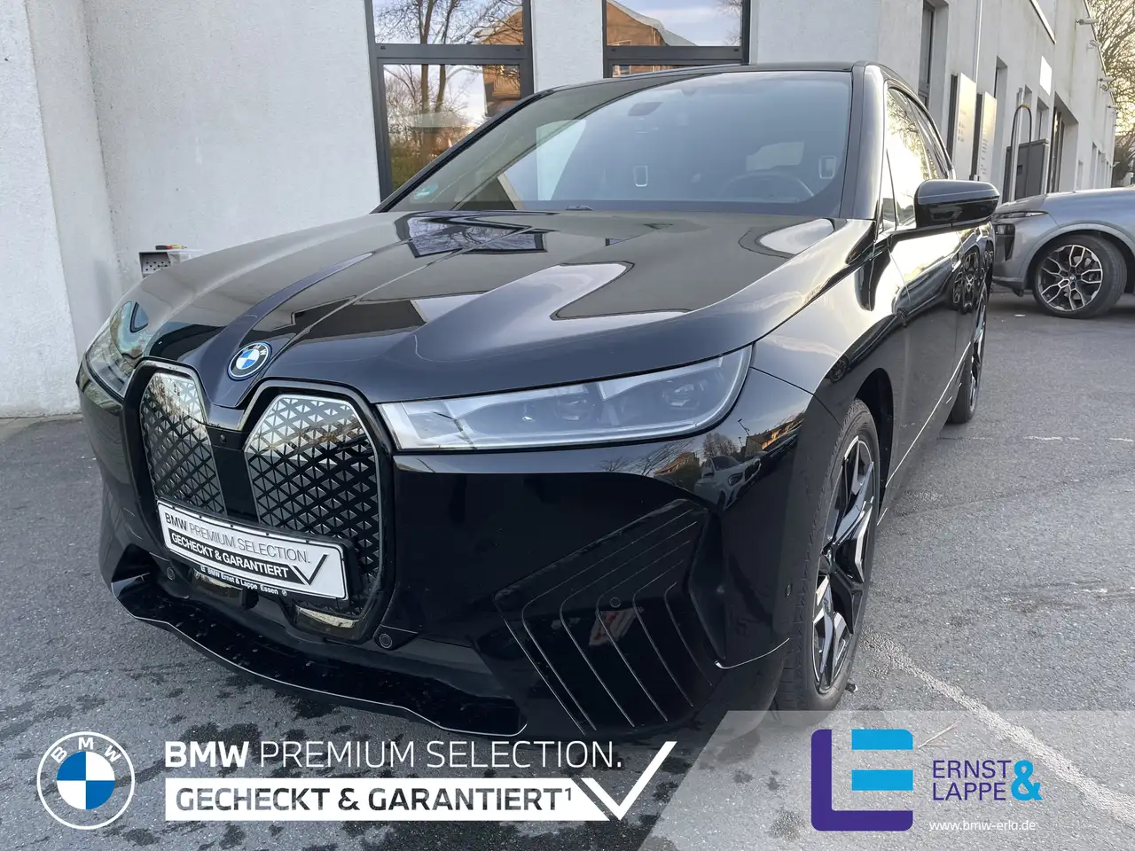 BMW iX