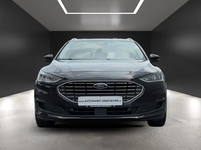 Ford Focus view 9