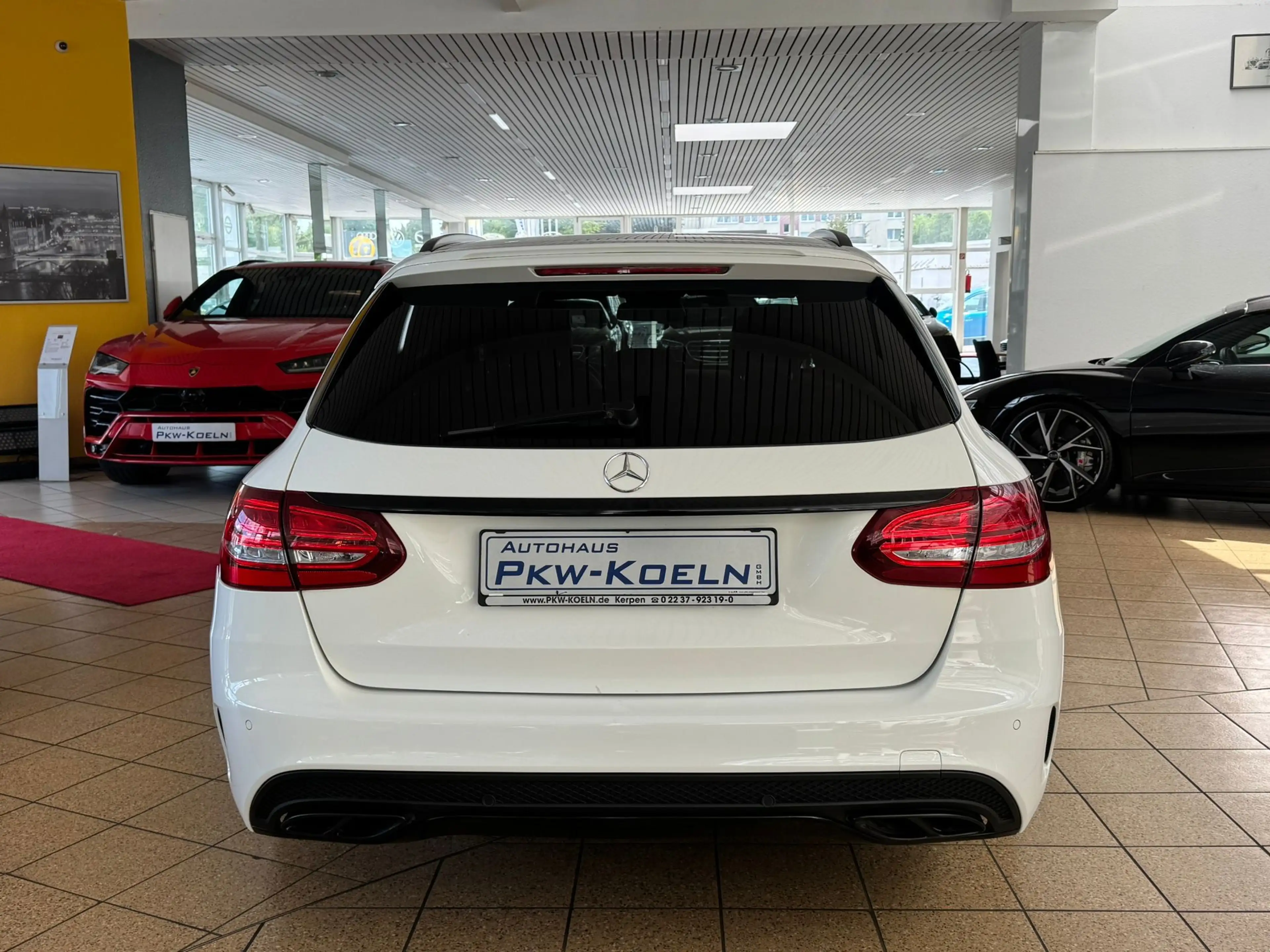 Mercedes-Benz C 43 AMG 4M *PANO*KAMERA*NiGHT*LED*ToTW*COMAND* — photo 6