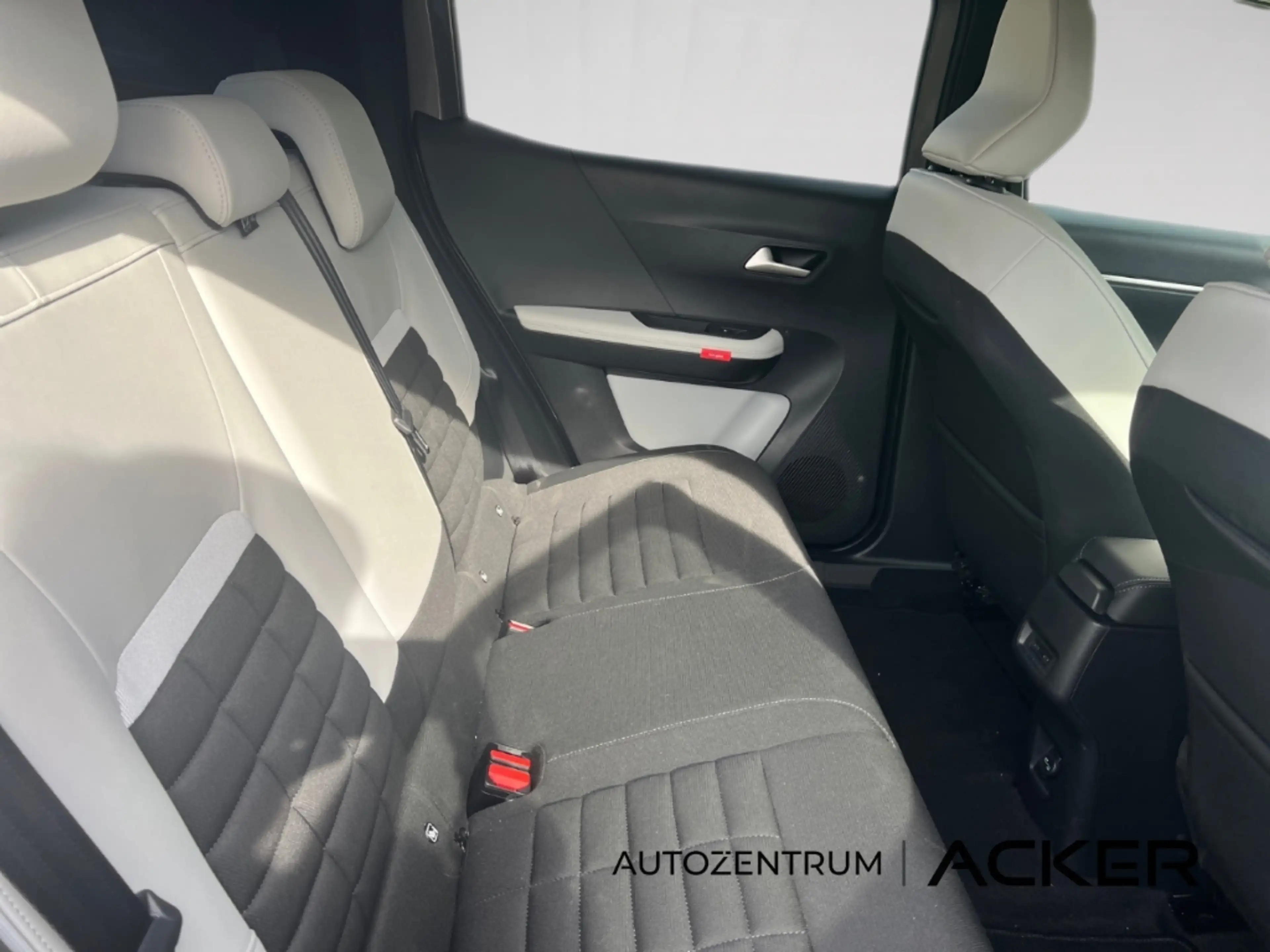 Citroen C3 Aircross 113 Max 54kWh WinterP/Navi -34%* — photo 12