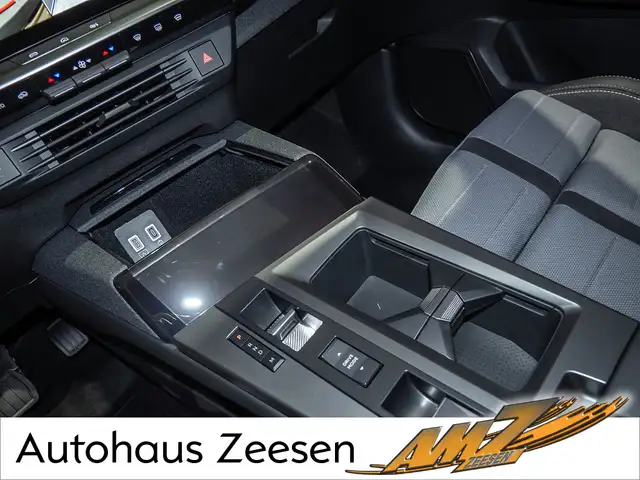 Opel Grandland view 12