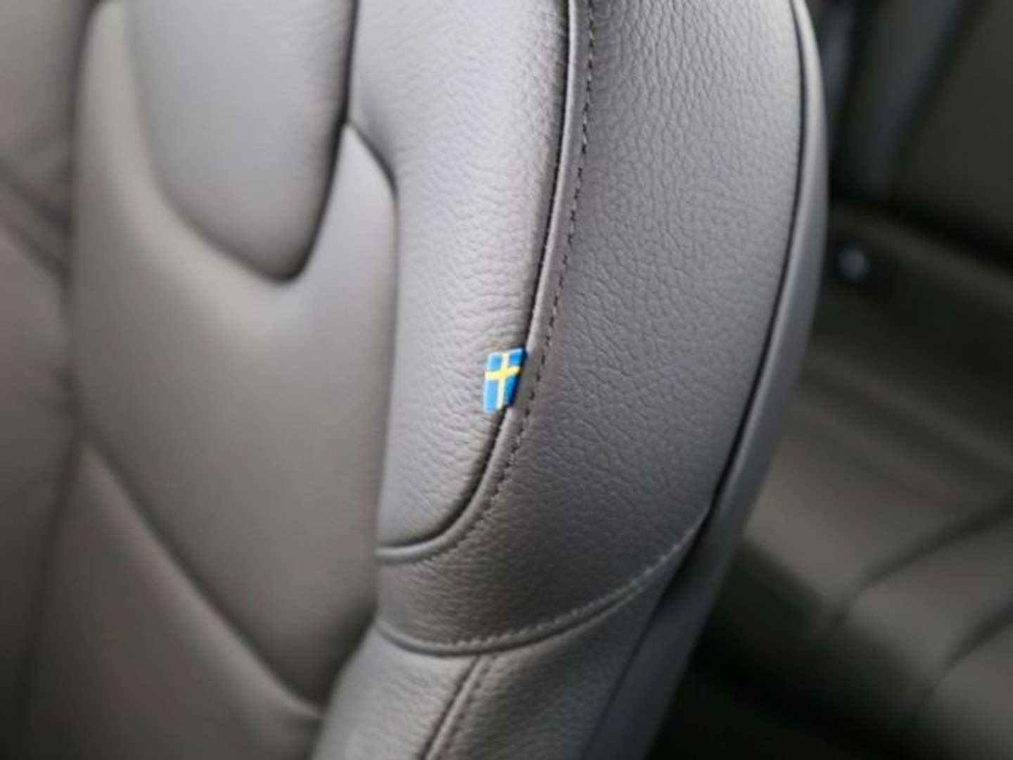 Volvo S60 B4 Plus - 2024 - Joinsteer - #8