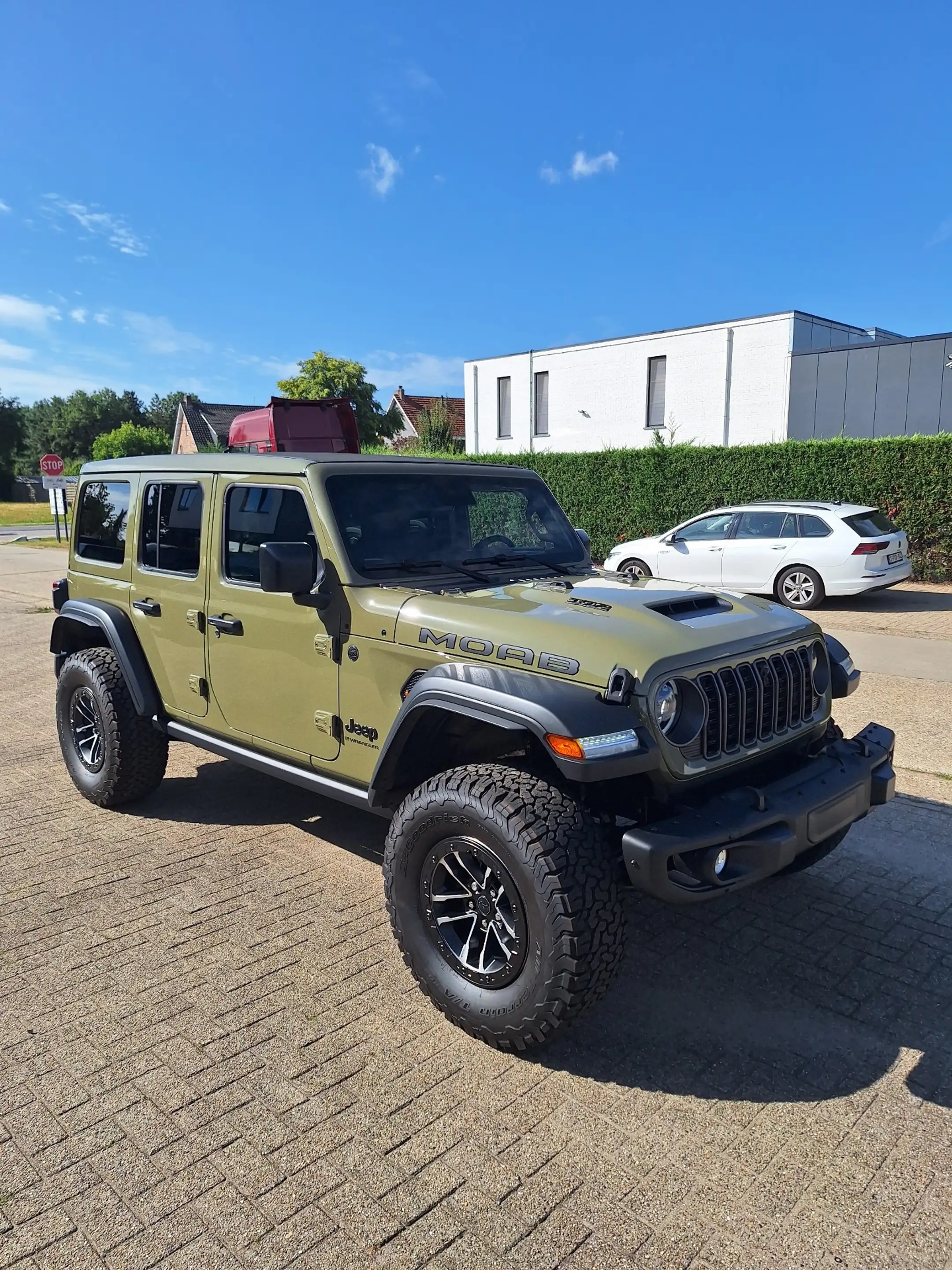 Jeep Wrangler 6.4 Hemi Moab — photo 2