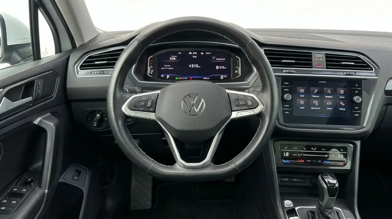 Volkswagen Tiguan photo Volkswagen Tiguan