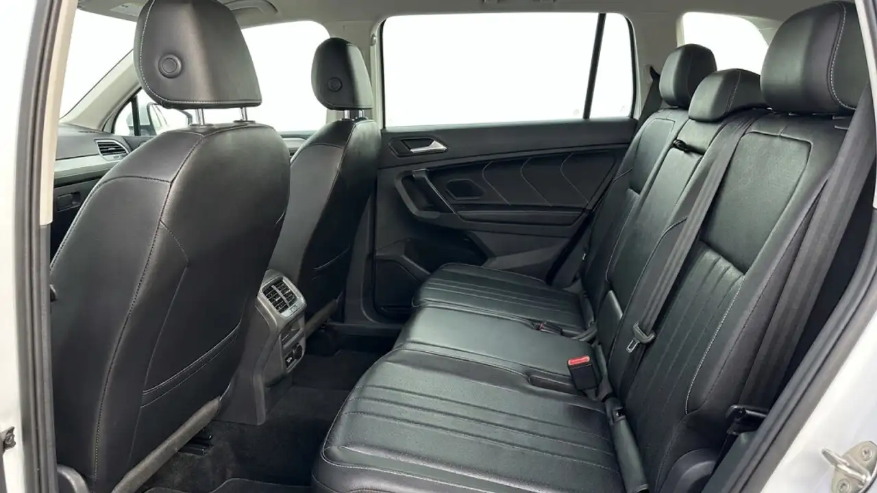Volkswagen Tiguan photo Volkswagen Tiguan